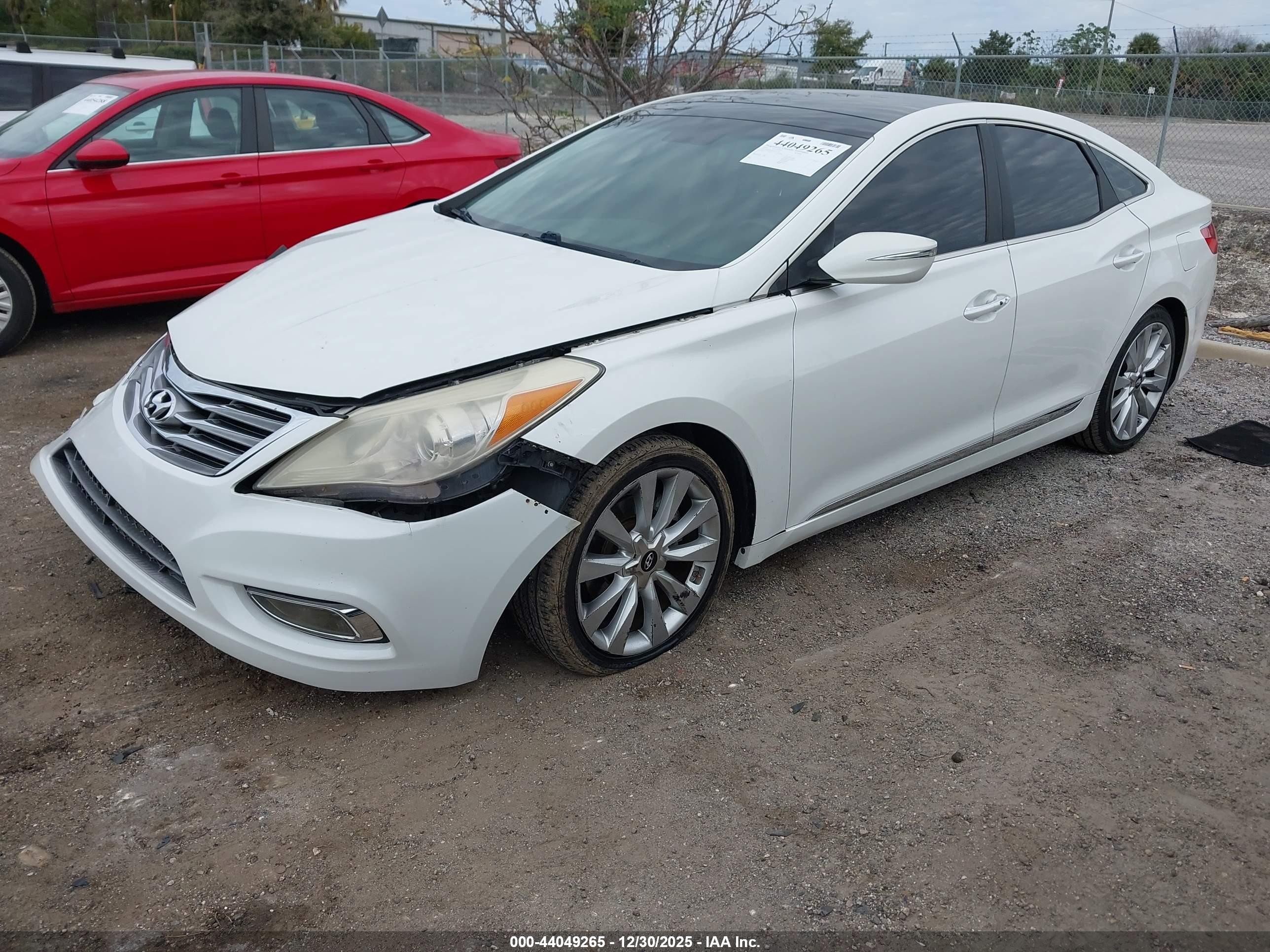 HYUNDAI AZERA image 2