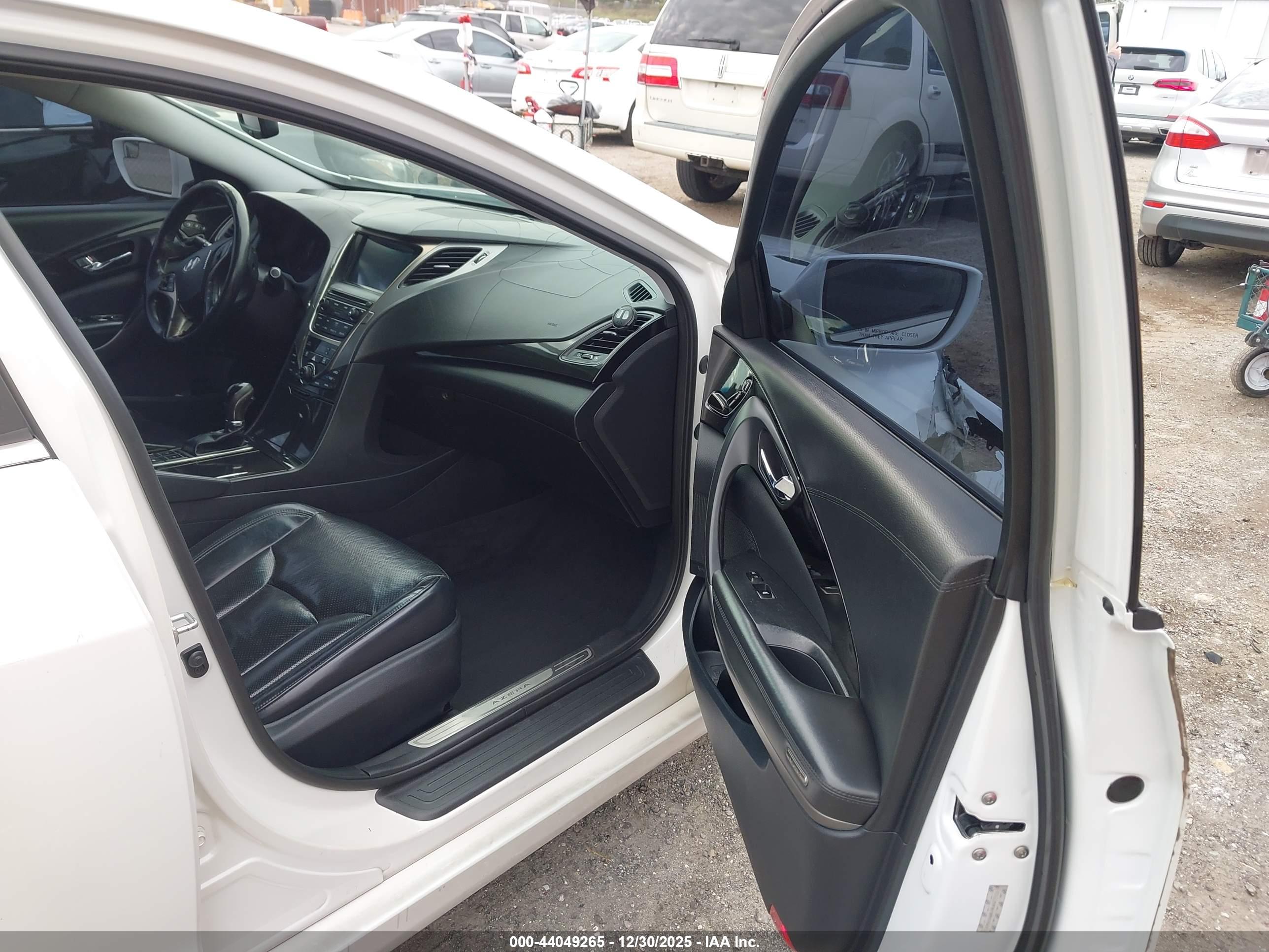 HYUNDAI AZERA image 5
