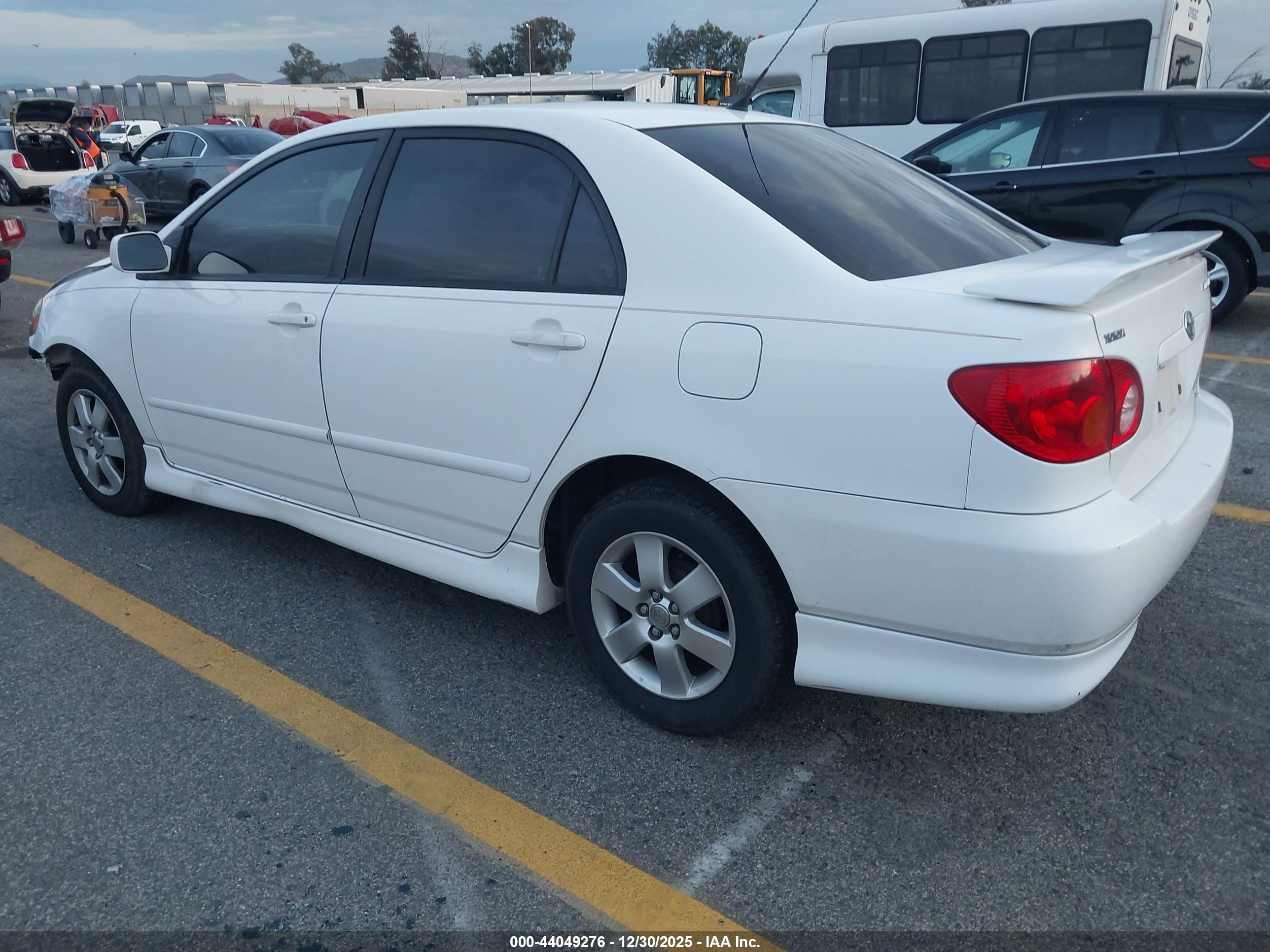 TOYOTA COROLLA image 3
