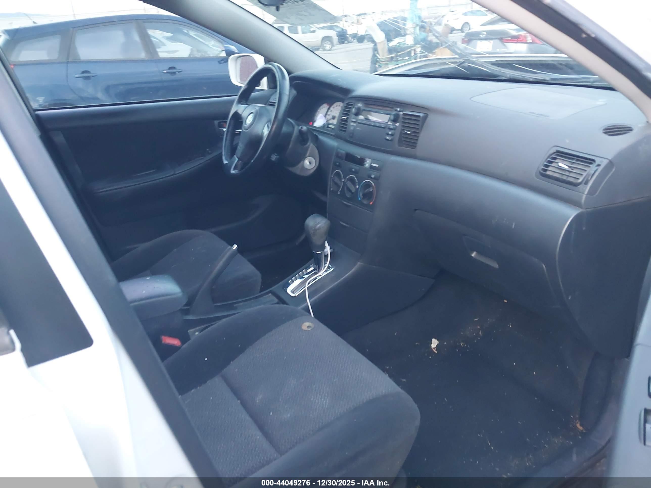 TOYOTA COROLLA image 5