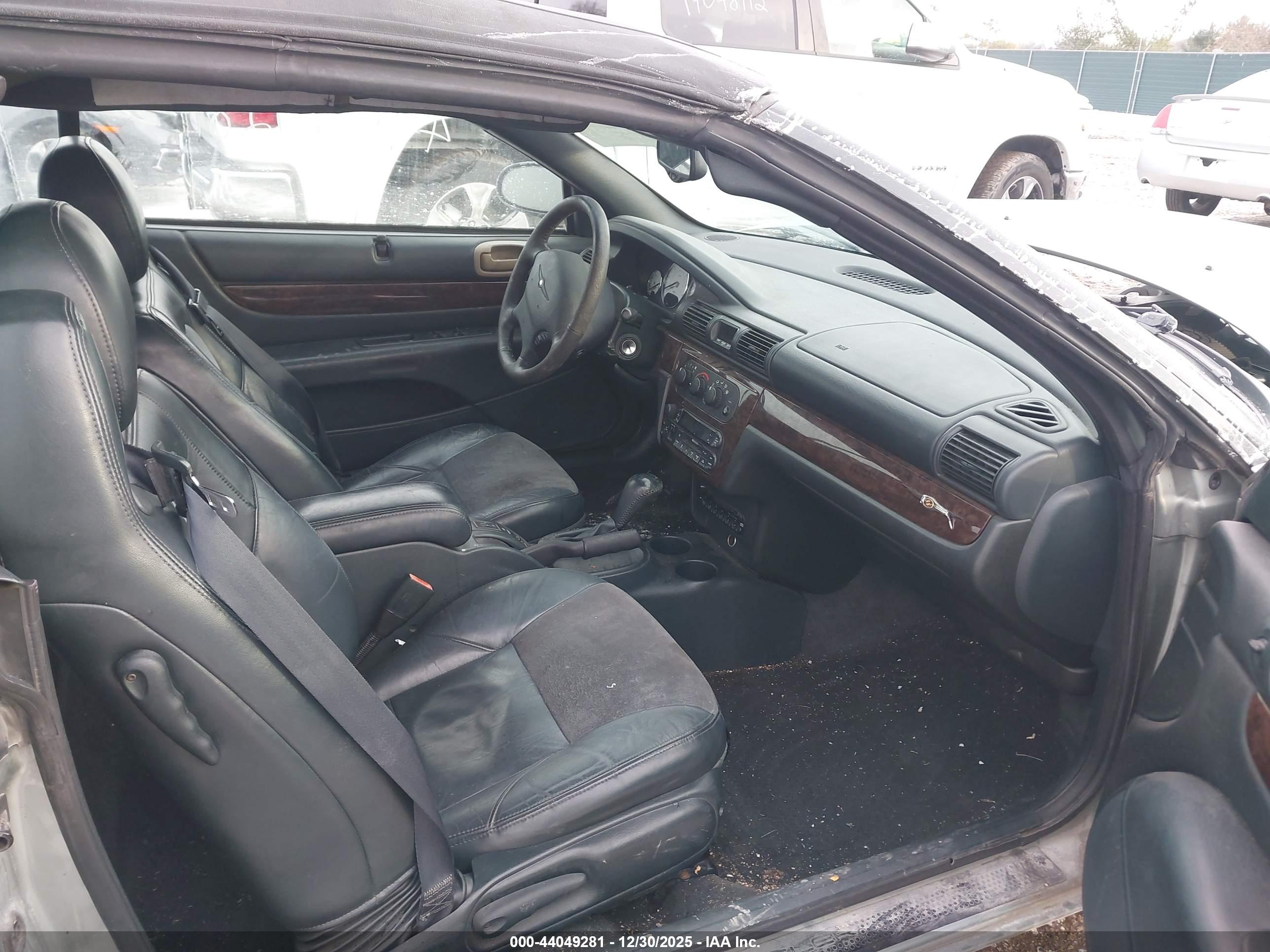 CHRYSLER SEBRING image 5