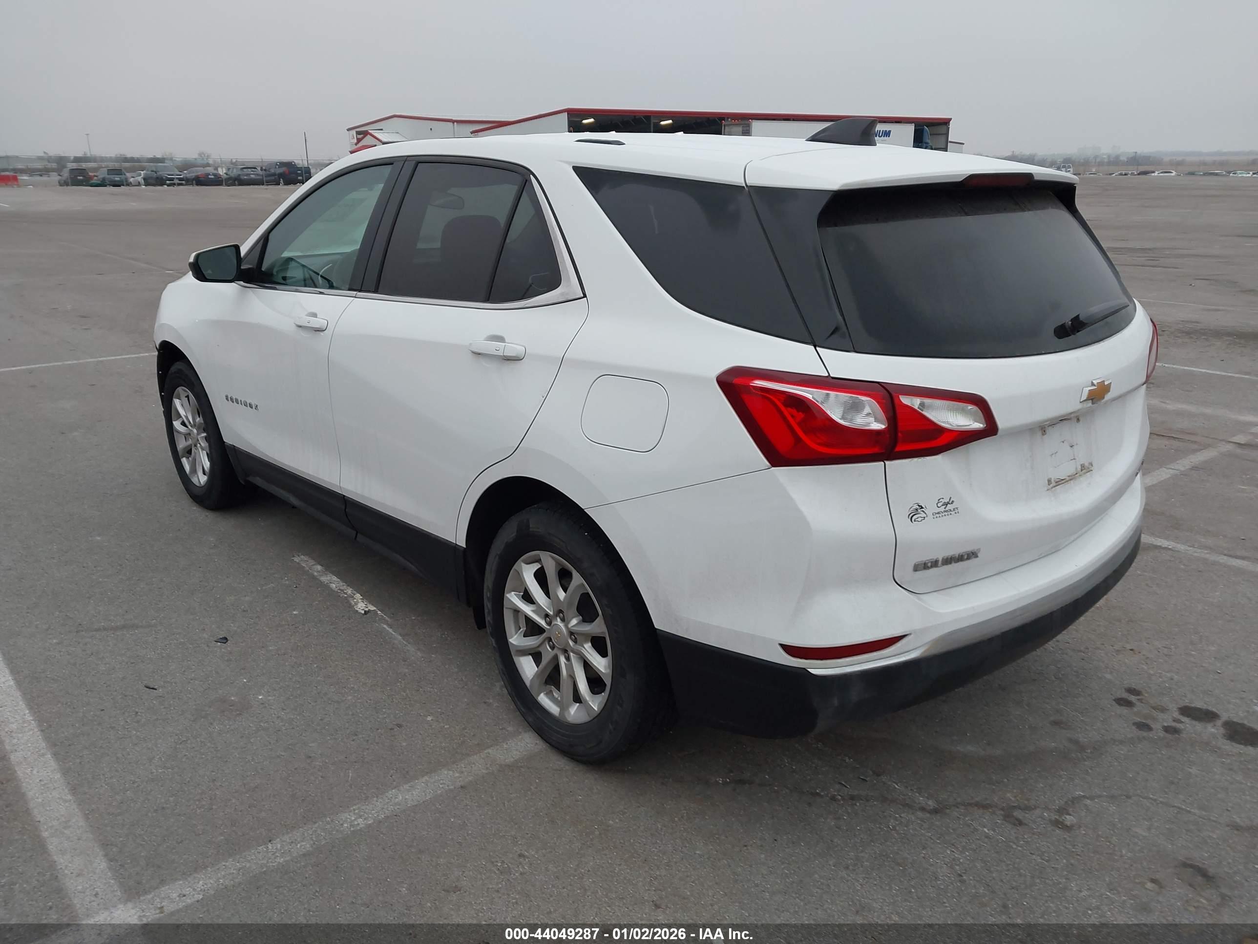 CHEVROLET EQUINOX image 3
