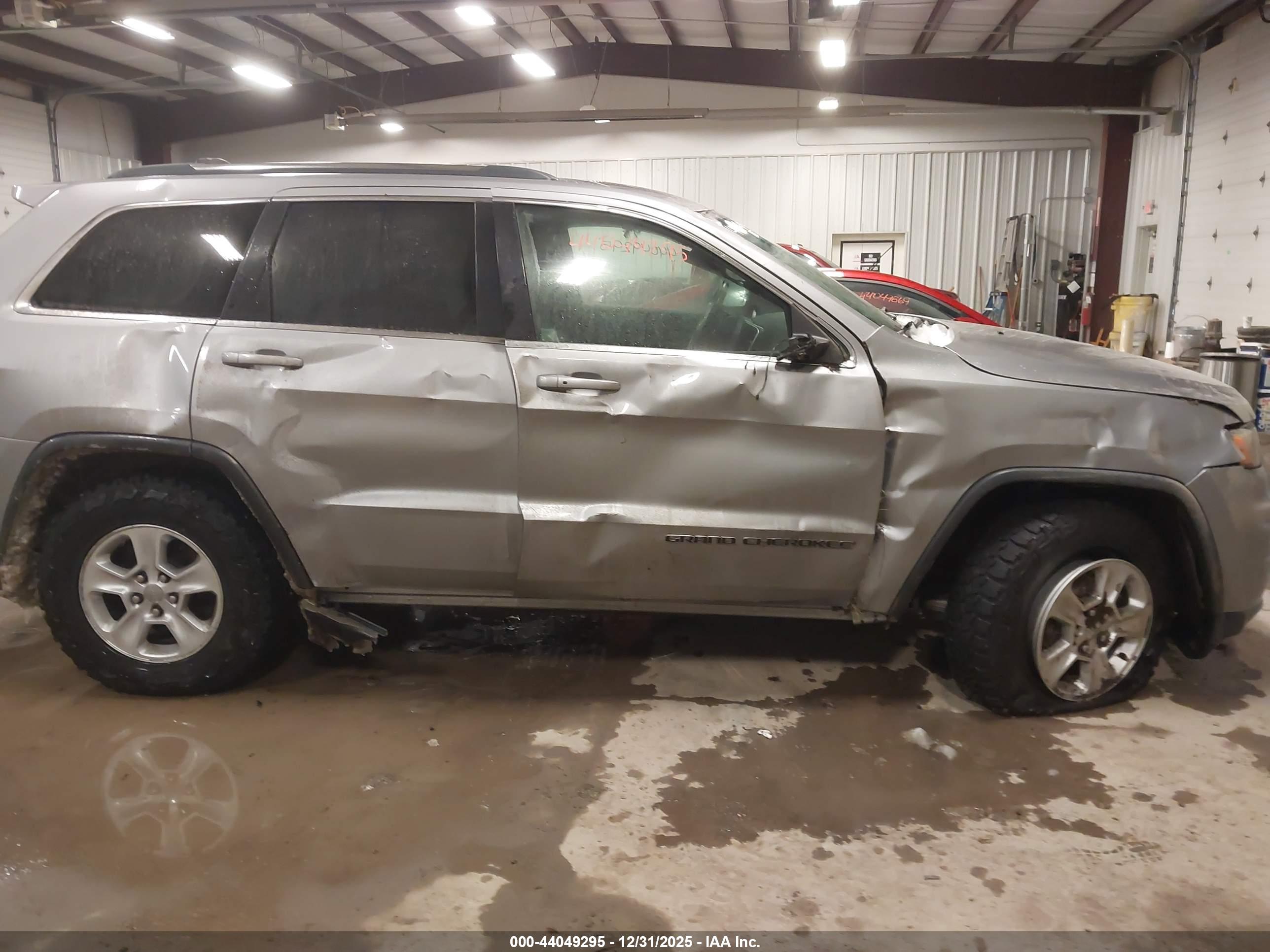 JEEP GRAND image 6
