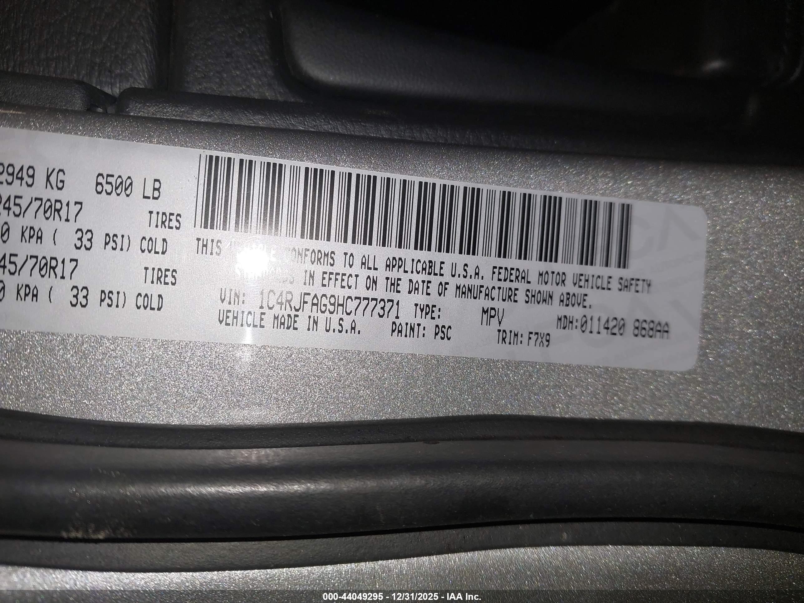 JEEP GRAND image 9