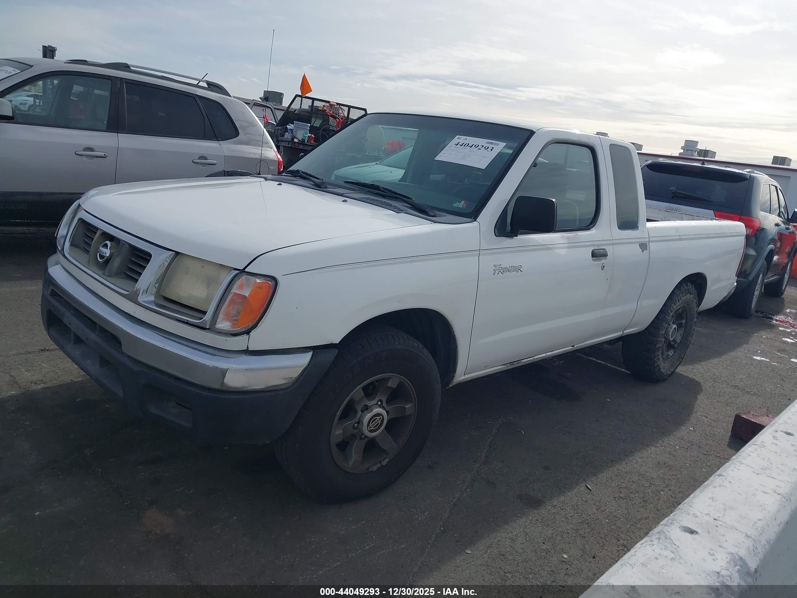 NISSAN FRONTIER image 2