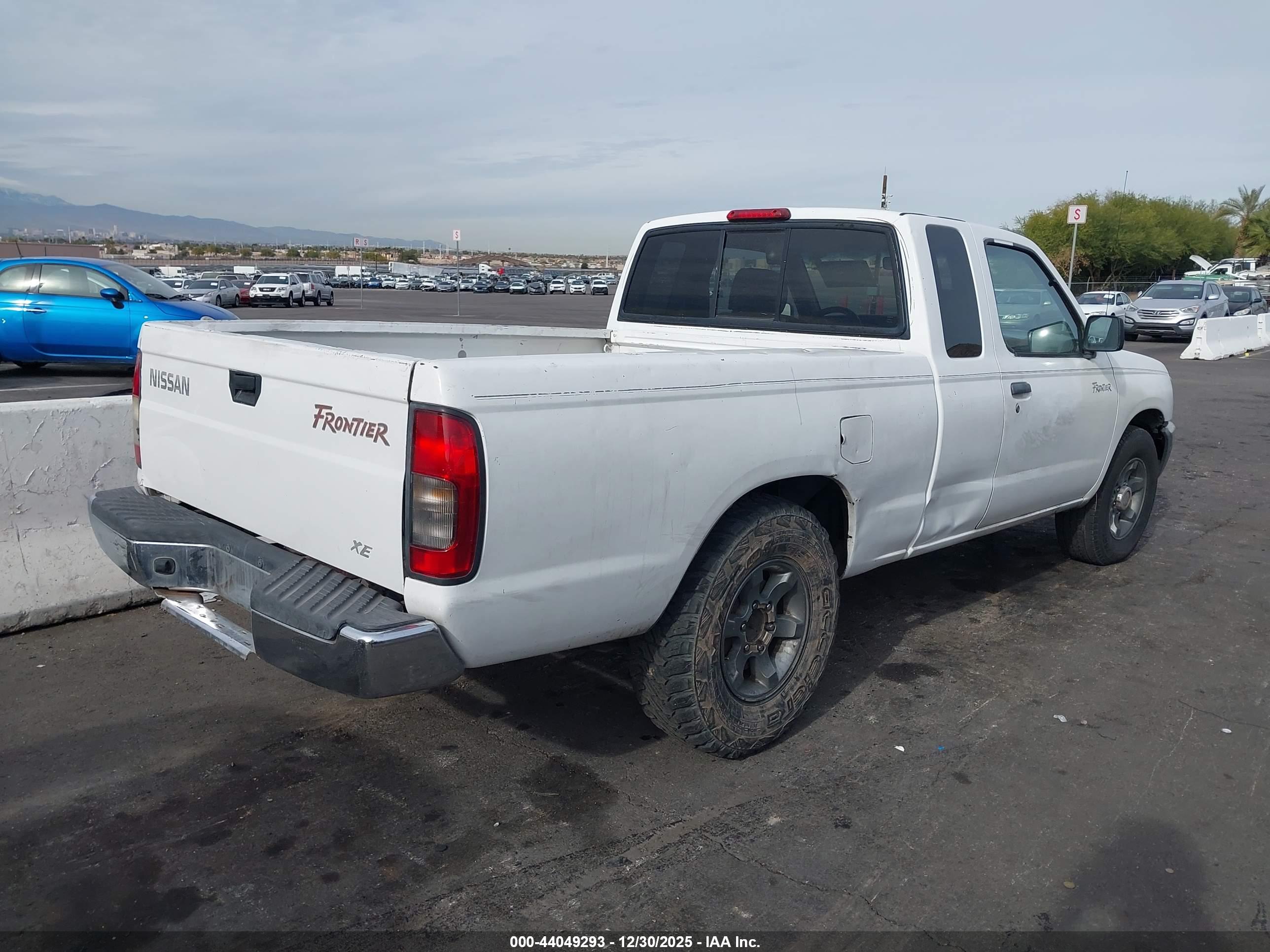 NISSAN FRONTIER image 4