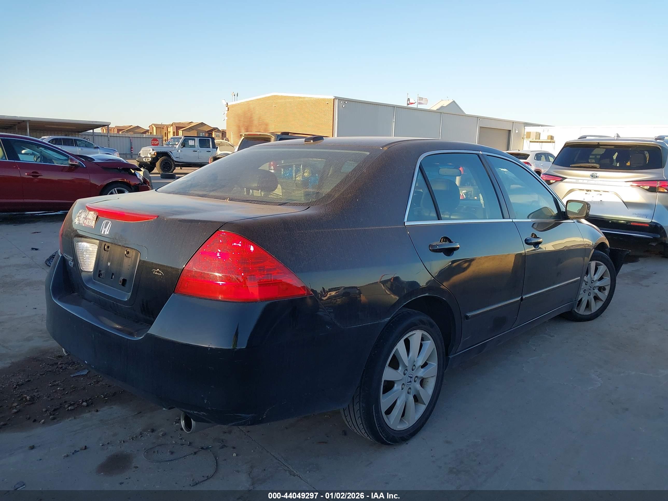 HONDA ACCORD image 4