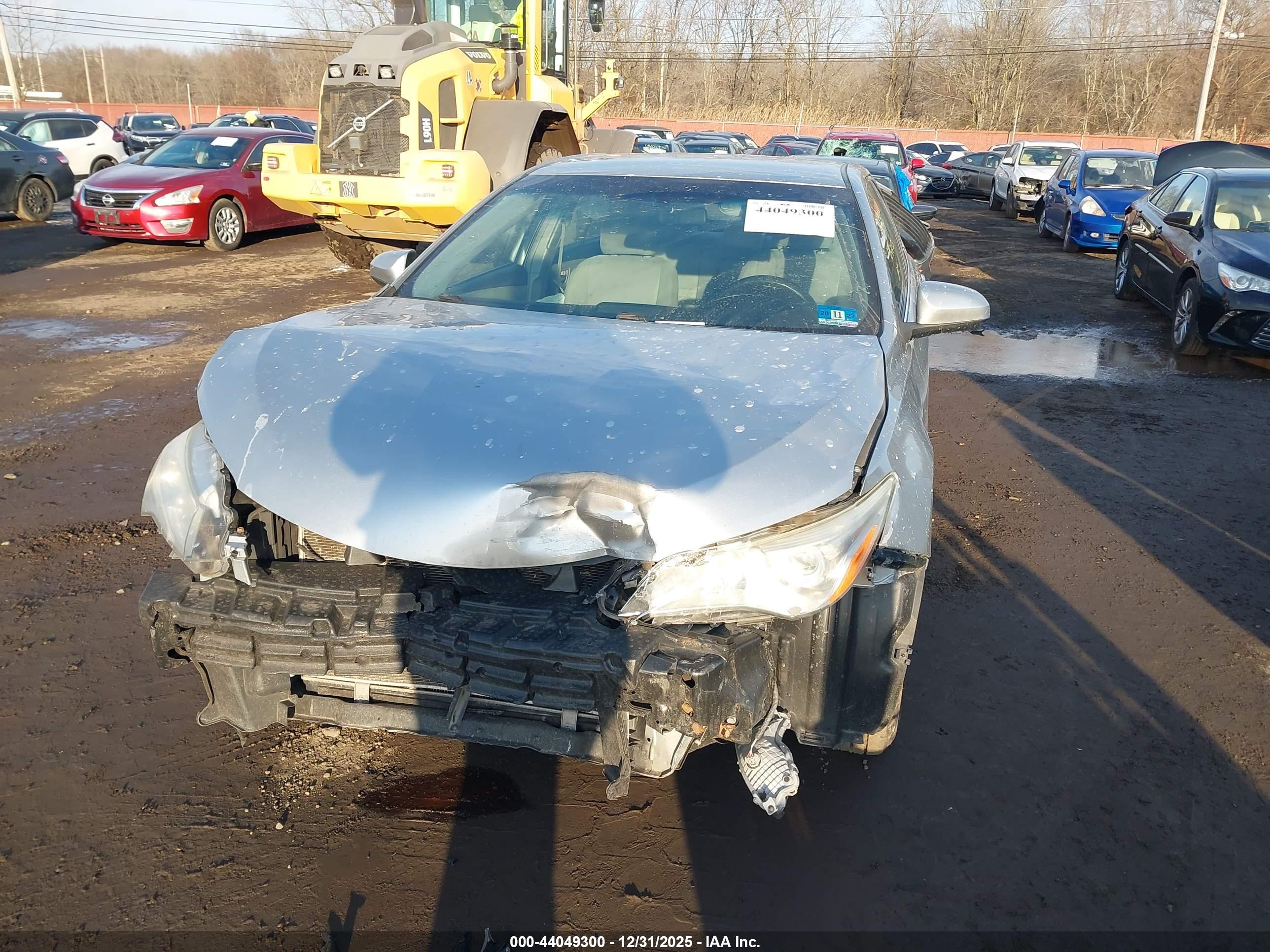 TOYOTA CAMRY image 6