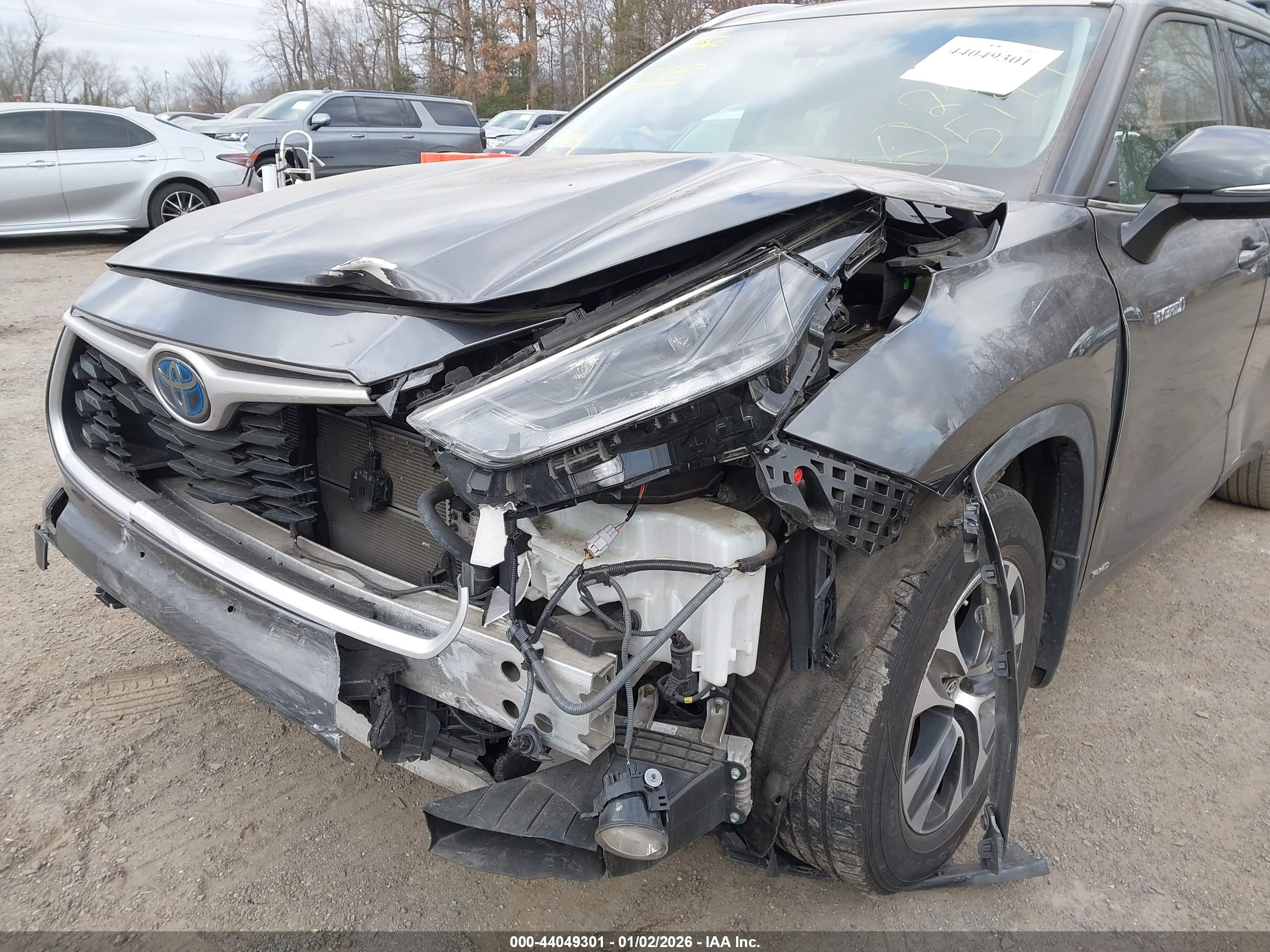 TOYOTA HIGHLANDER image 6