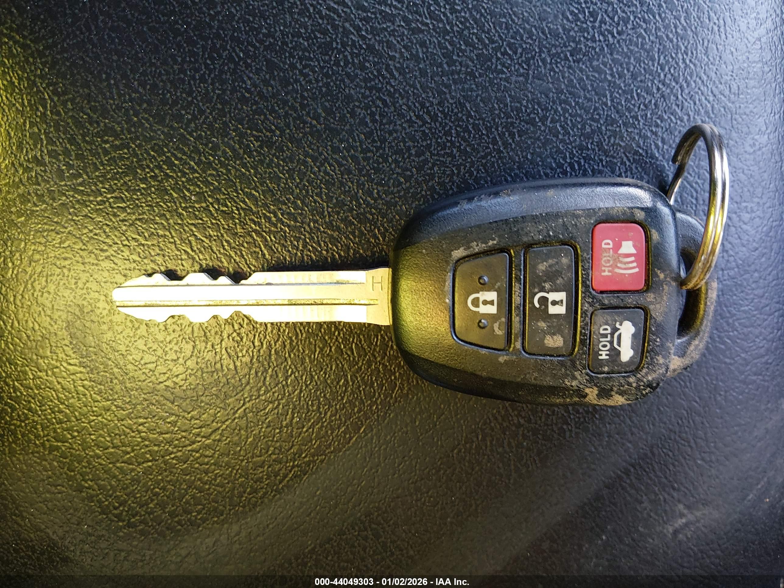 TOYOTA CAMRY image 11