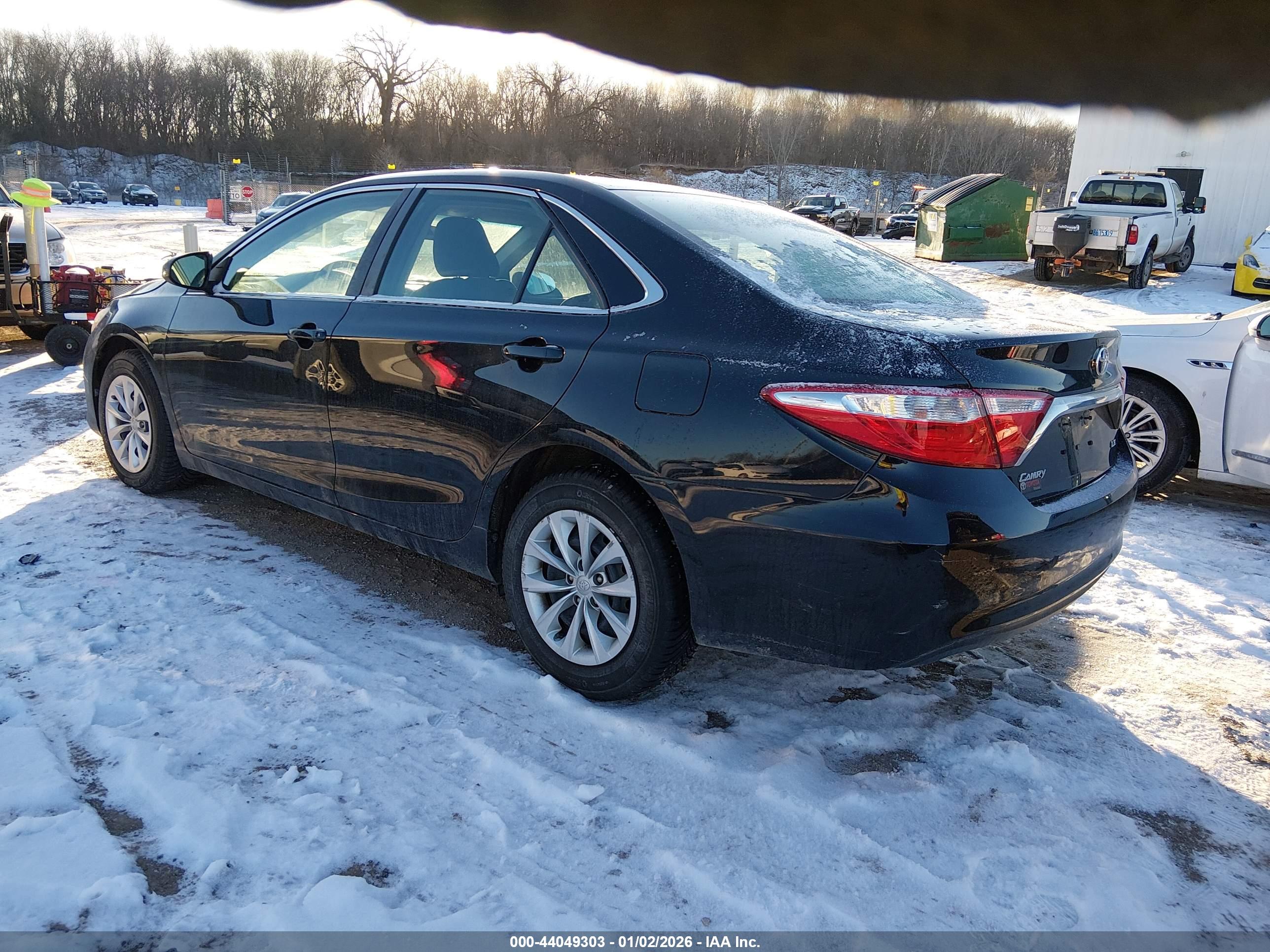 TOYOTA CAMRY image 3