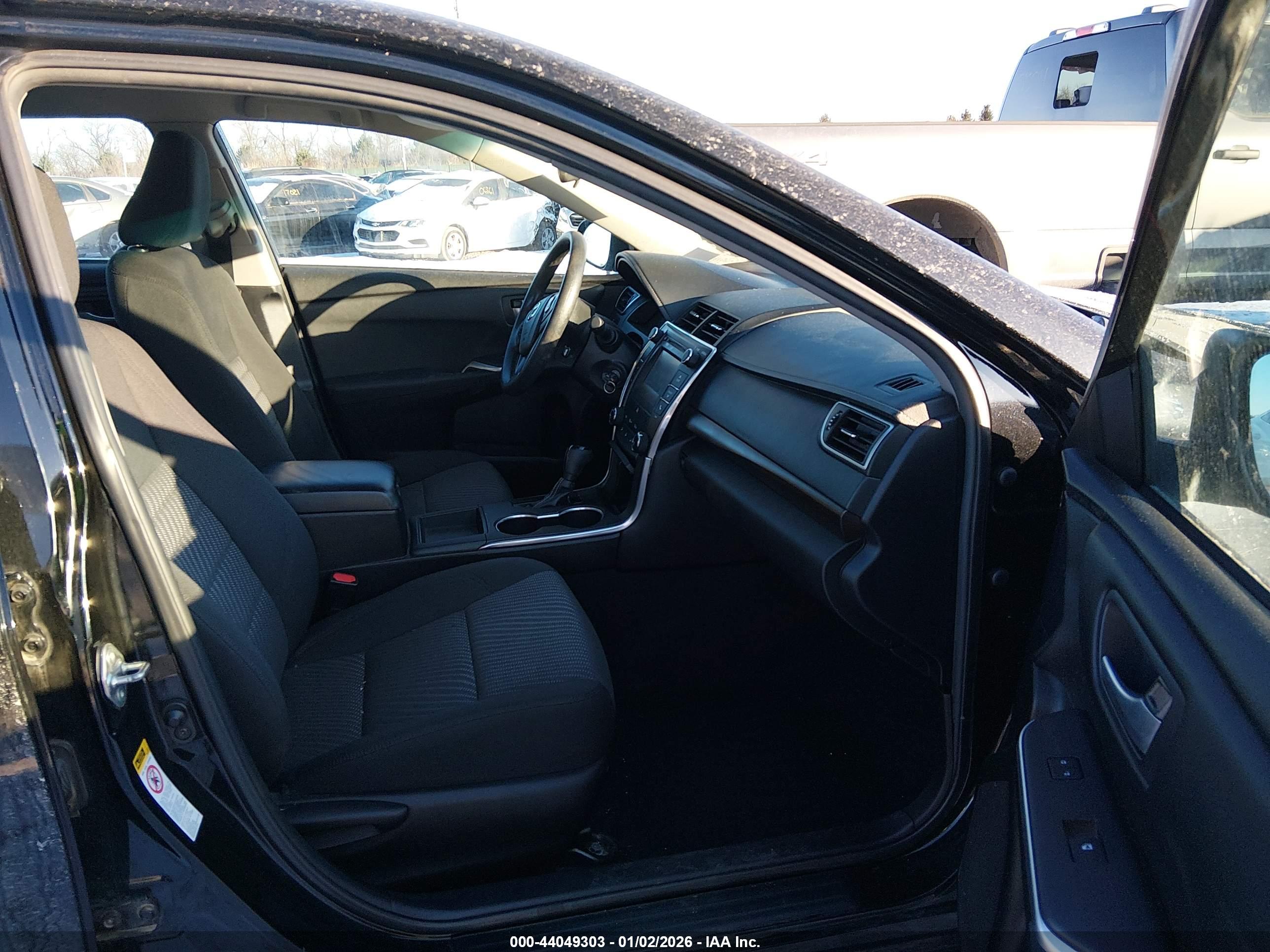 TOYOTA CAMRY image 5