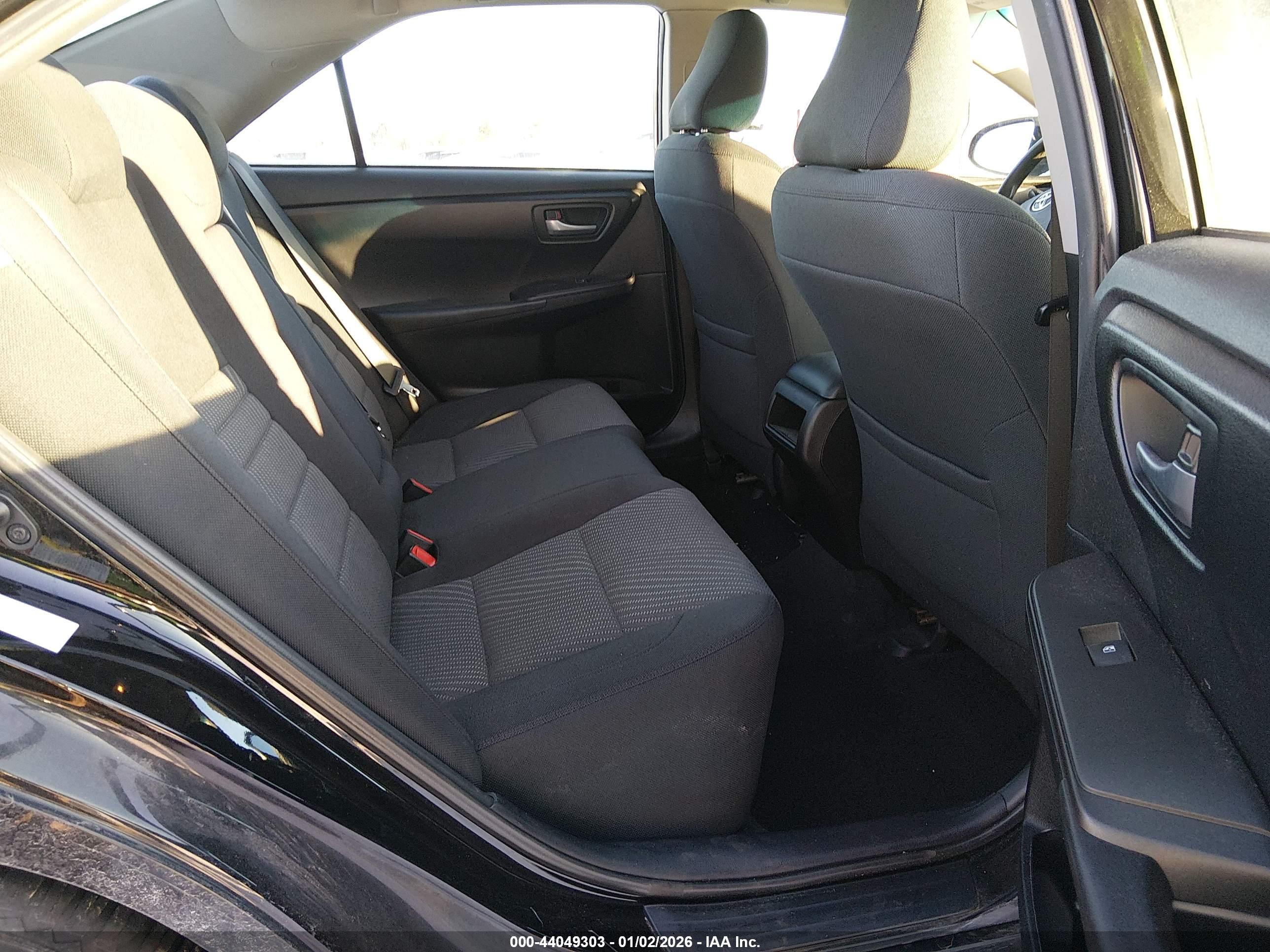 TOYOTA CAMRY image 8