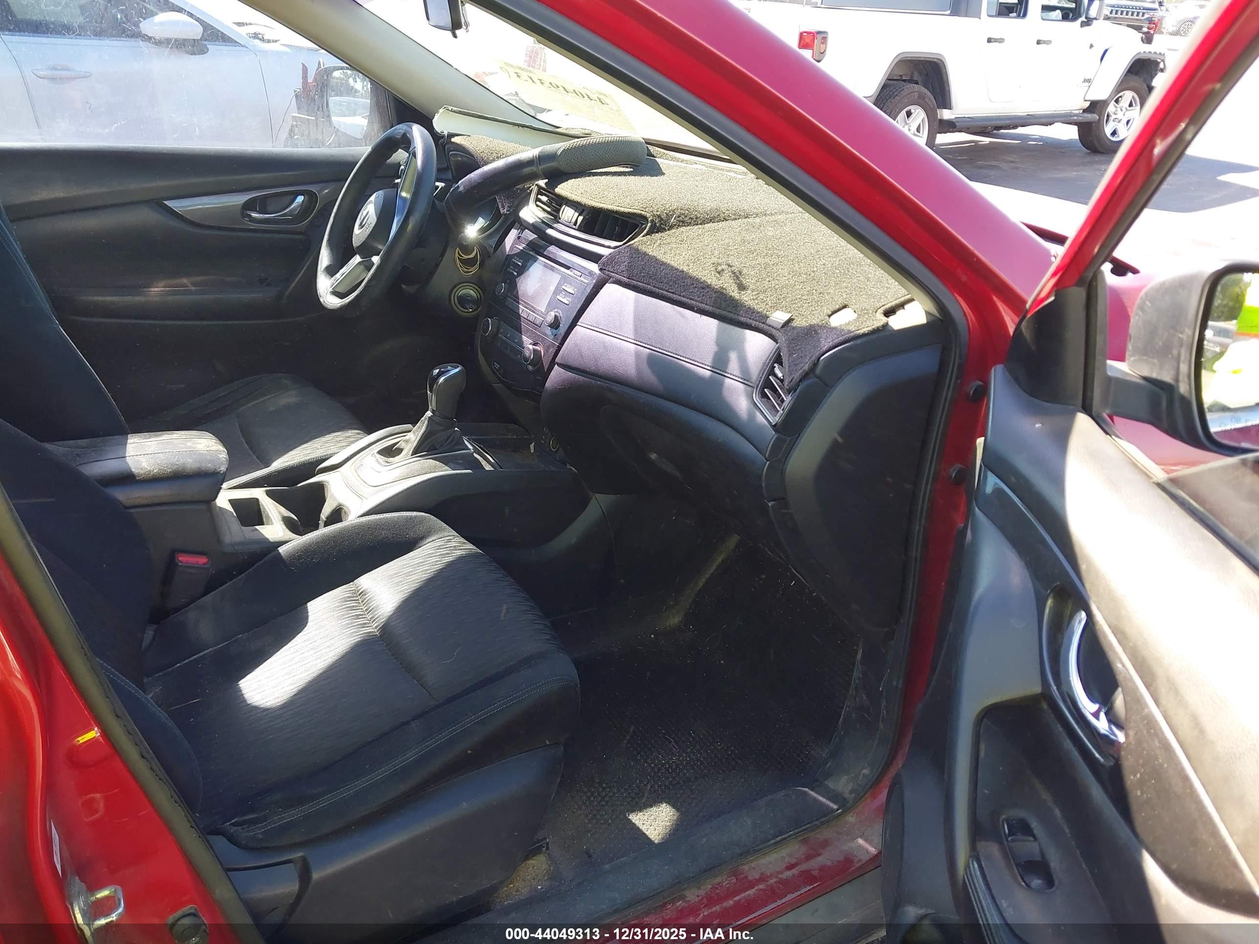 NISSAN ROGUE image 5