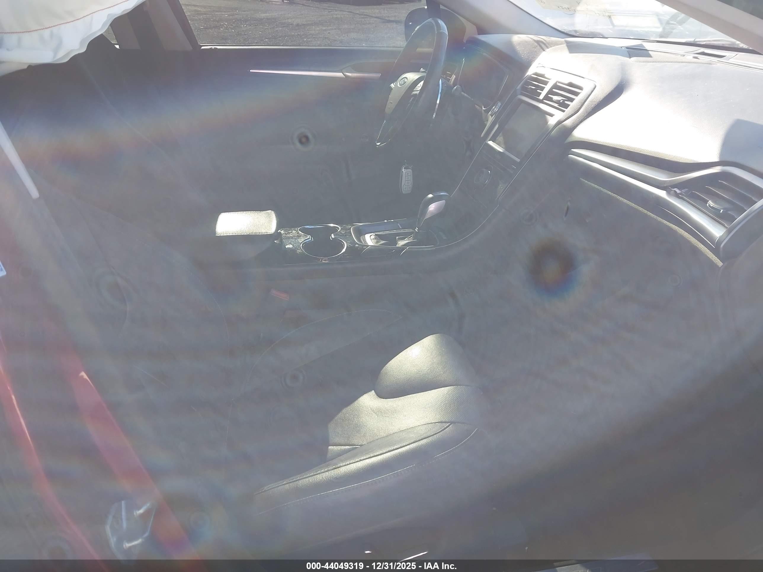 FORD FUSION image 5