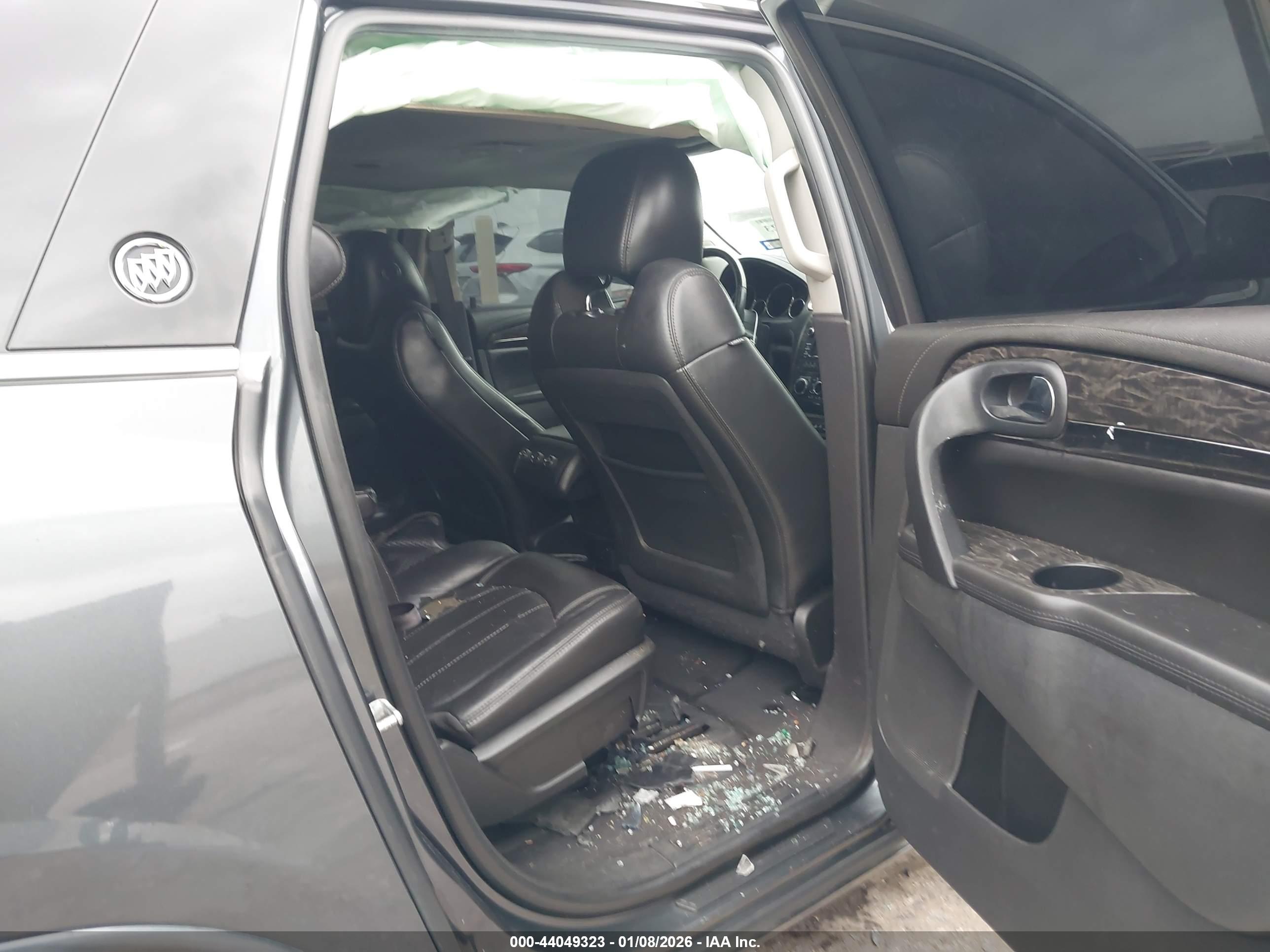 BUICK ENCLAVE image 8