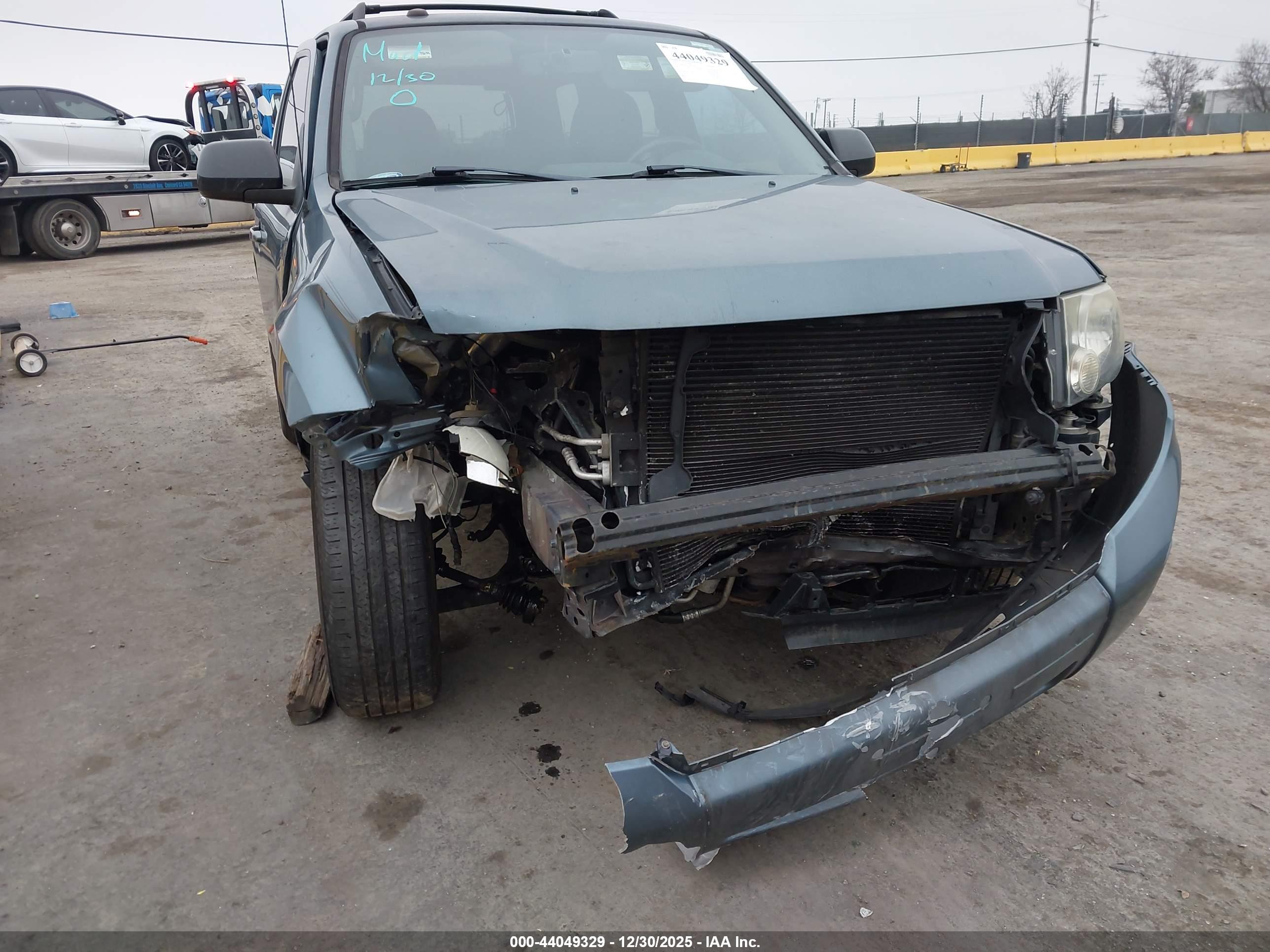 FORD ESCAPE image 6