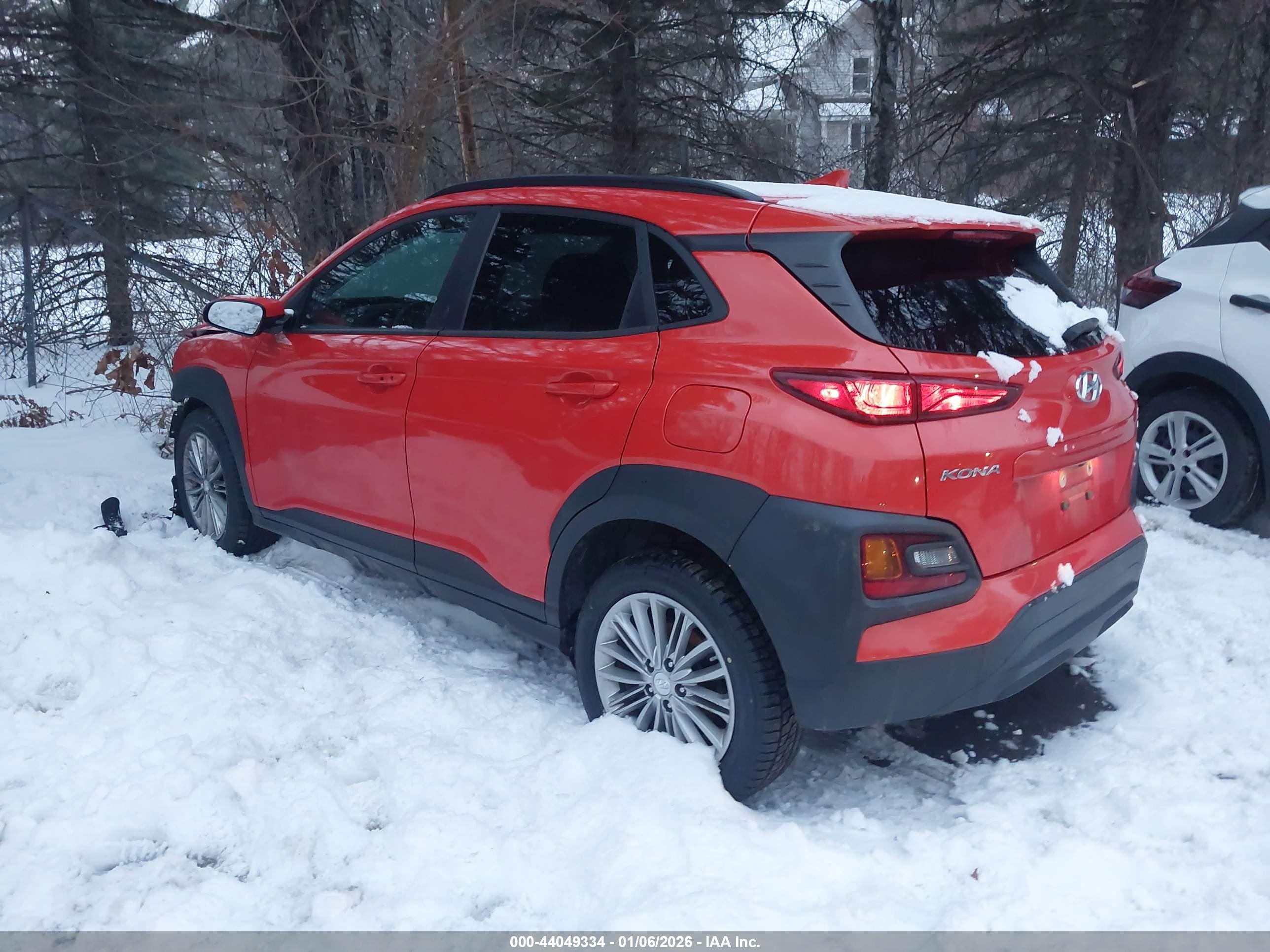 HYUNDAI KONA image 3