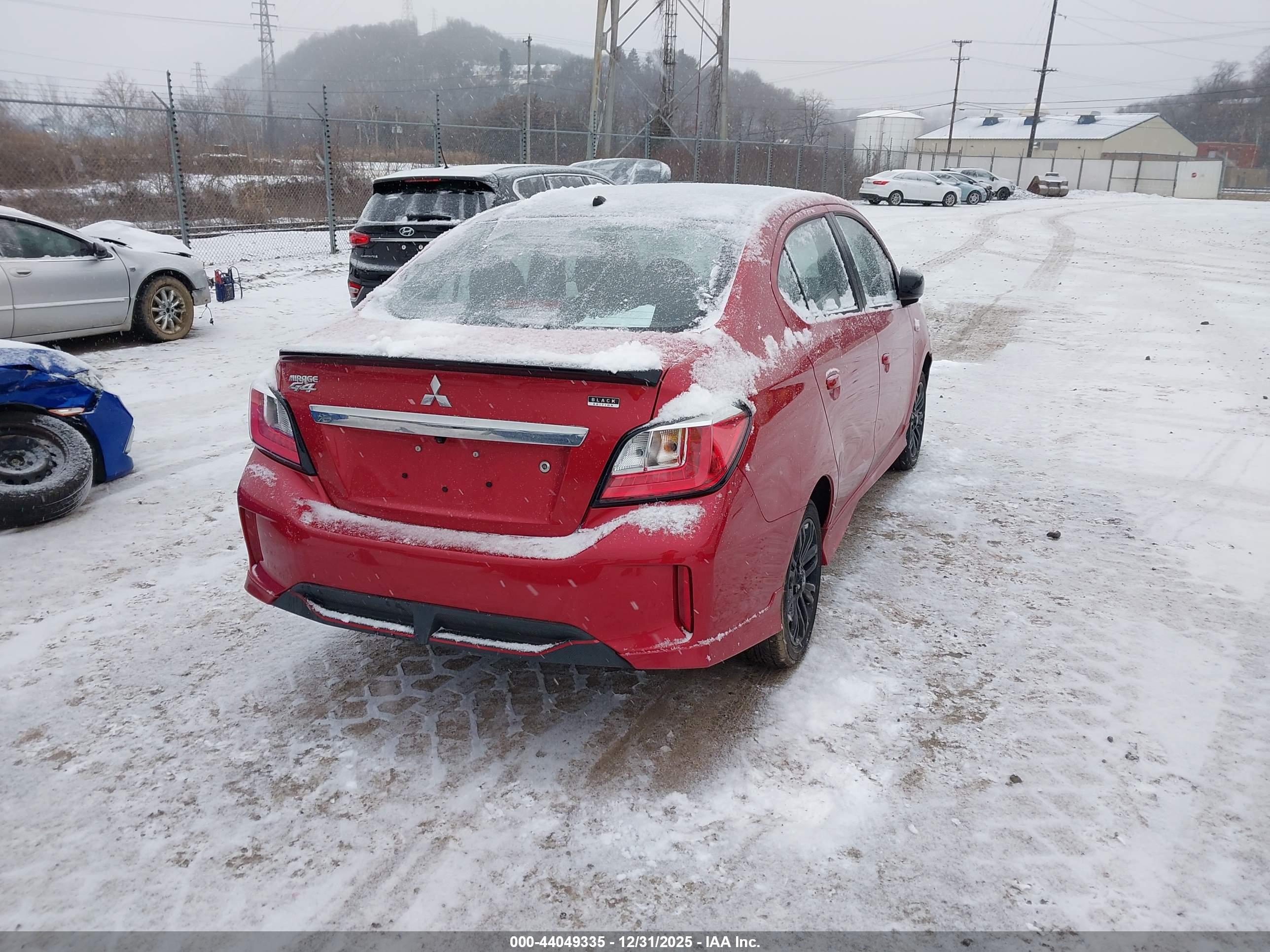 MITSUBISHI MIRAGE image 4
