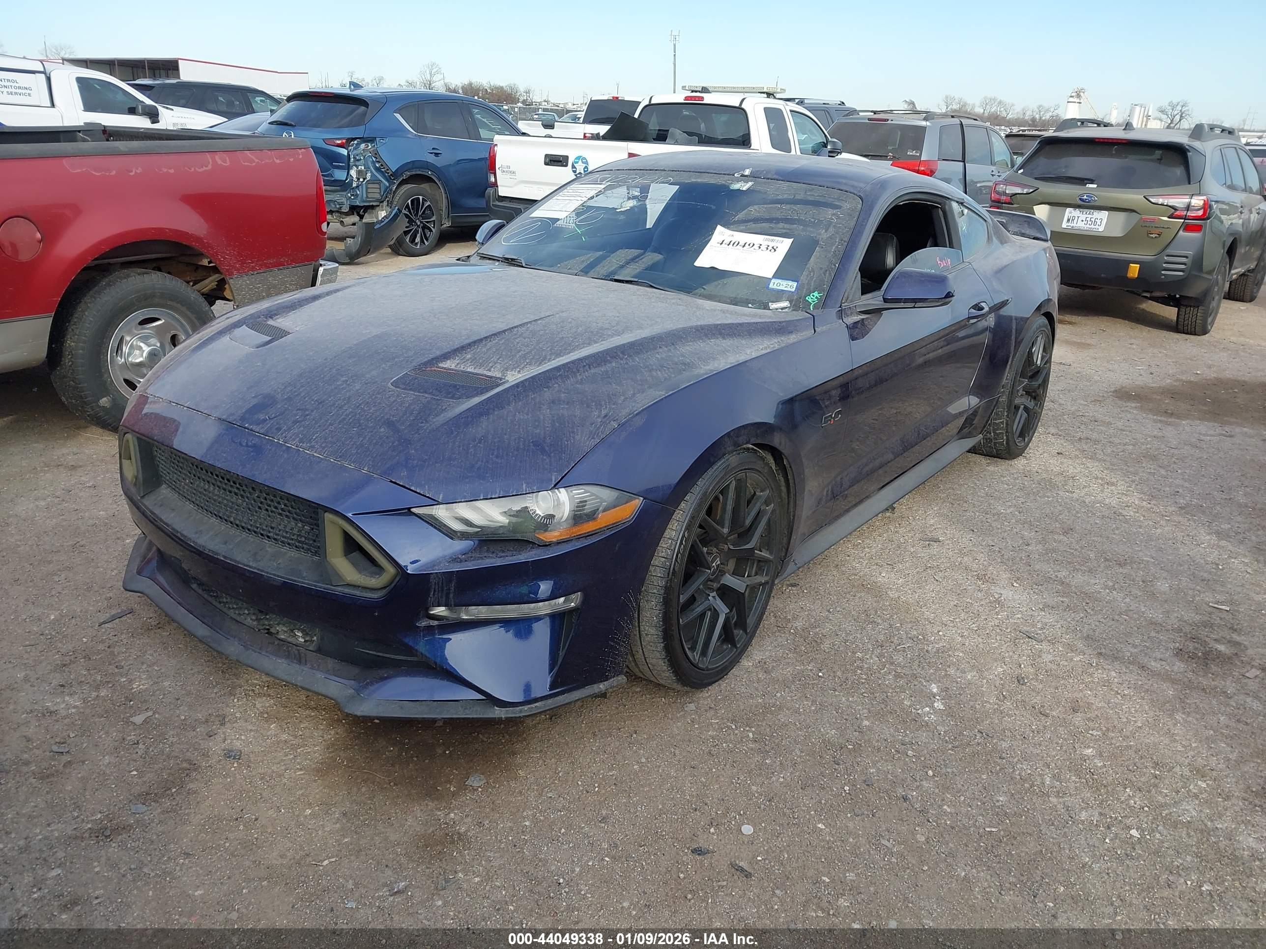 FORD MUSTANG image 2