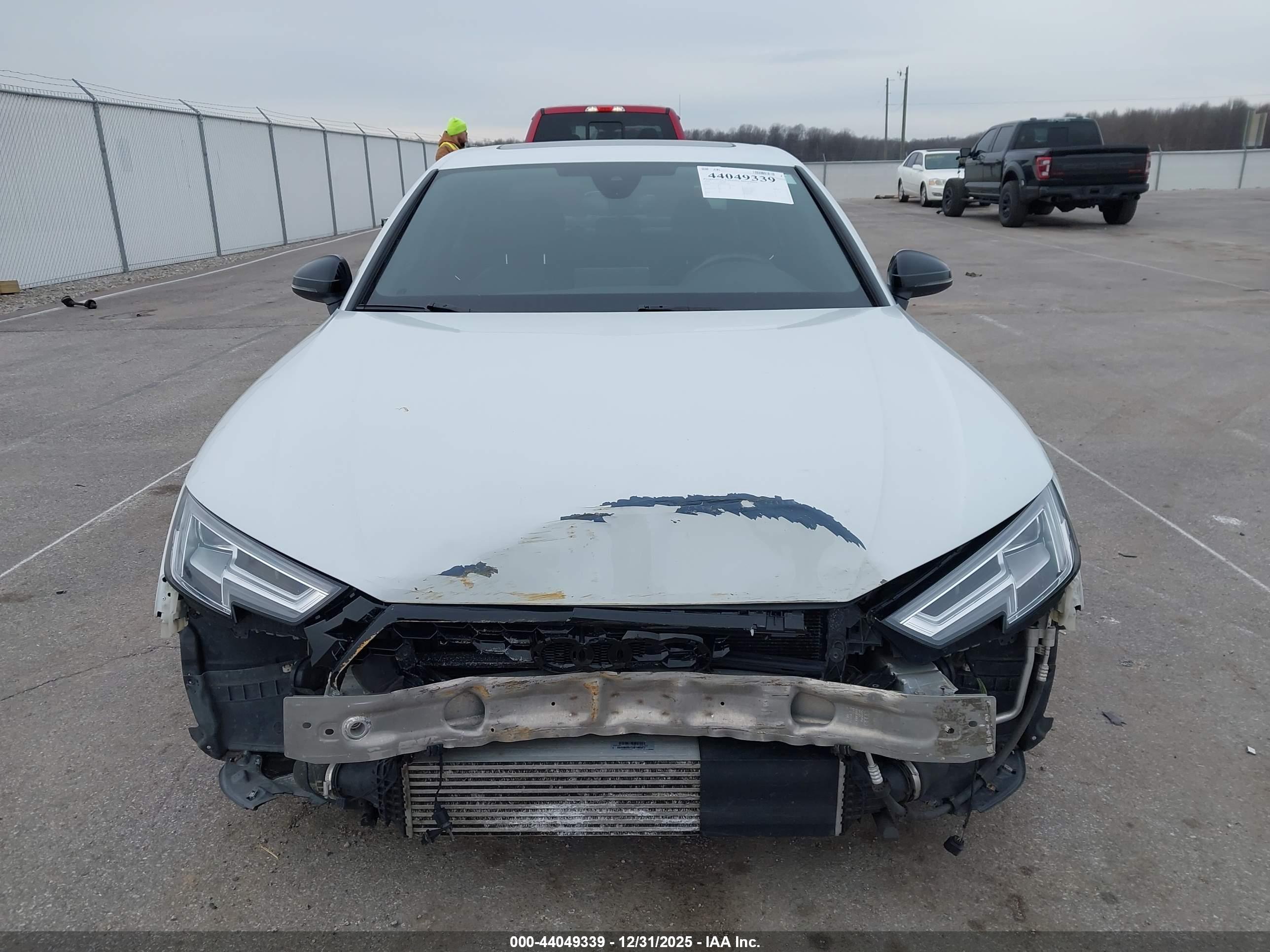 AUDI A4 image 6