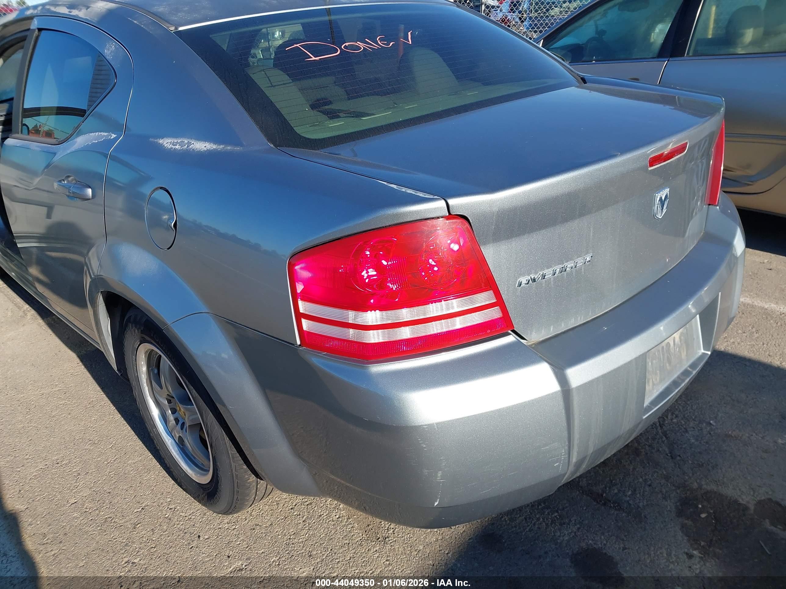 DODGE AVENGER image 6