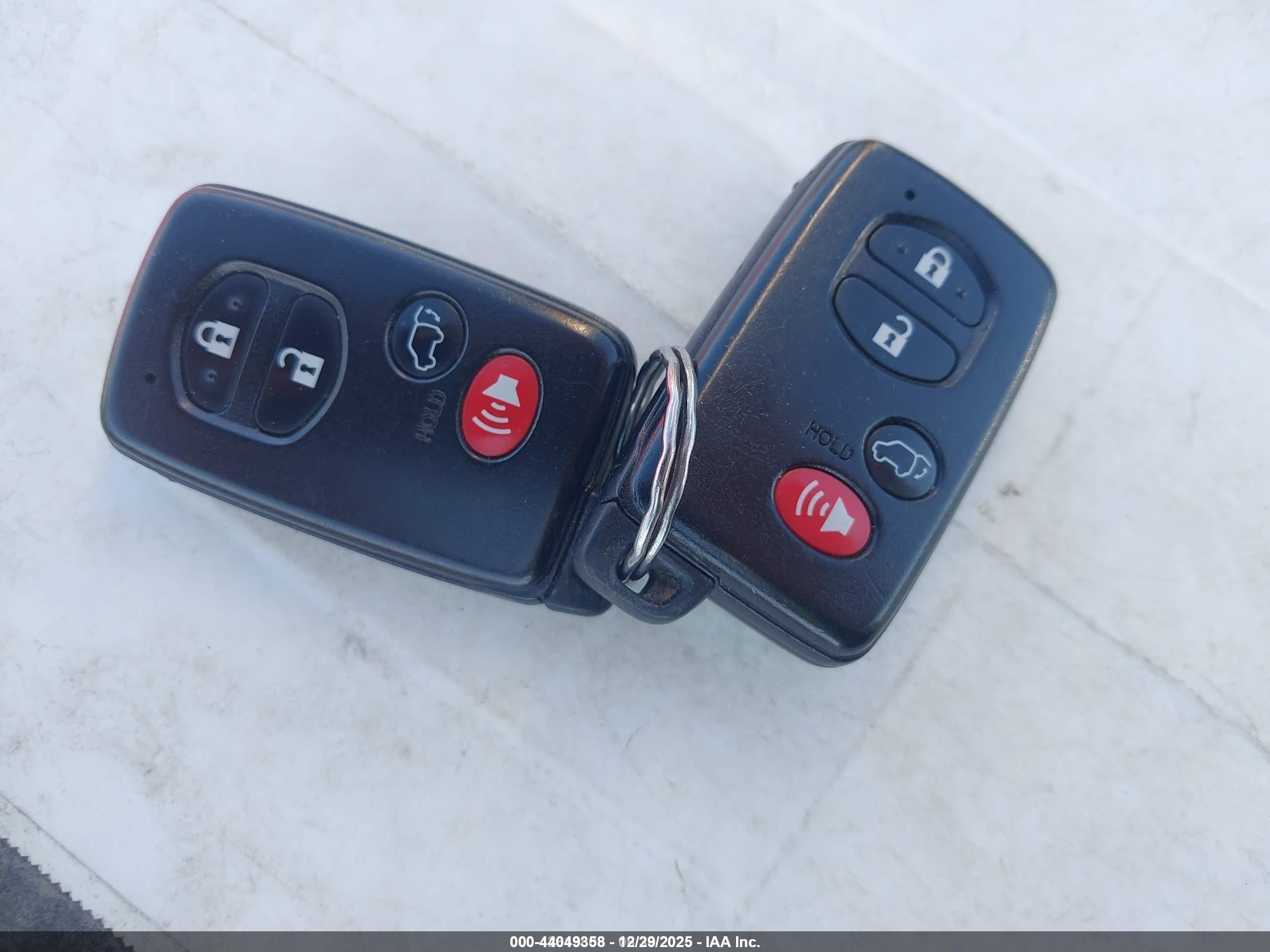 TOYOTA HIGHLANDER image 11