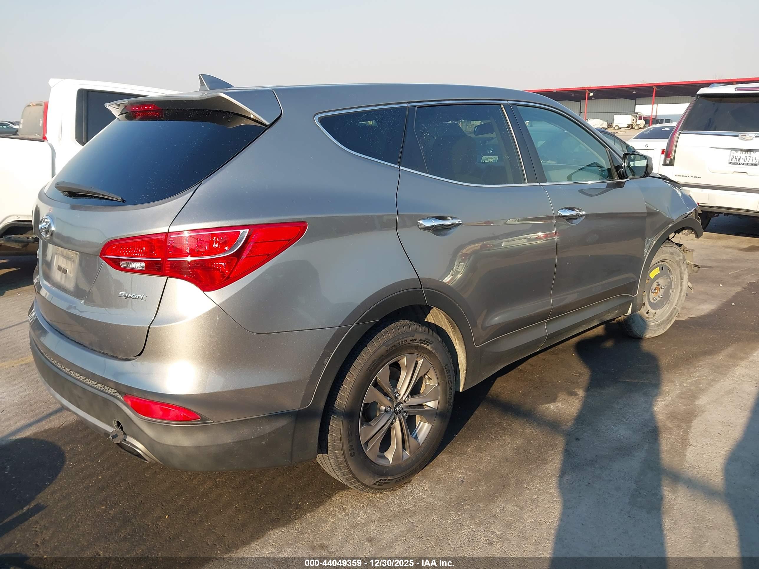 HYUNDAI SANTA image 4