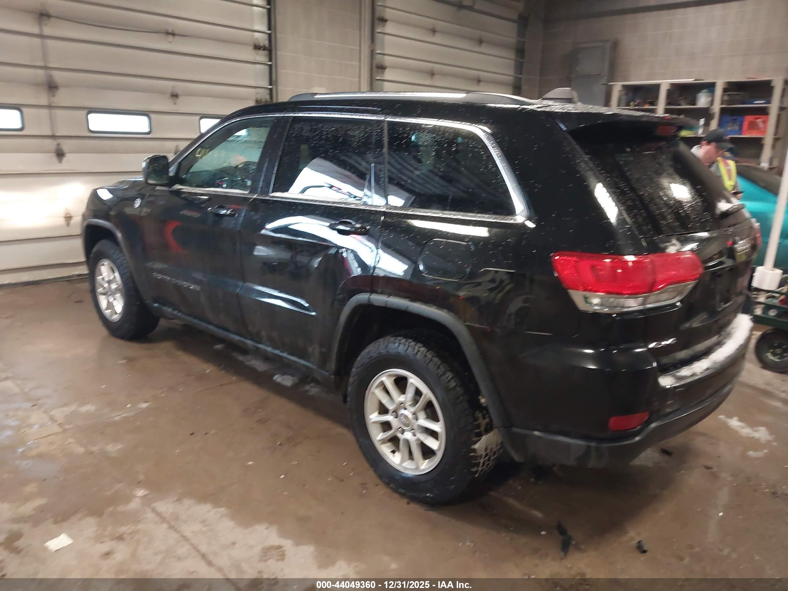 JEEP GRAND image 3