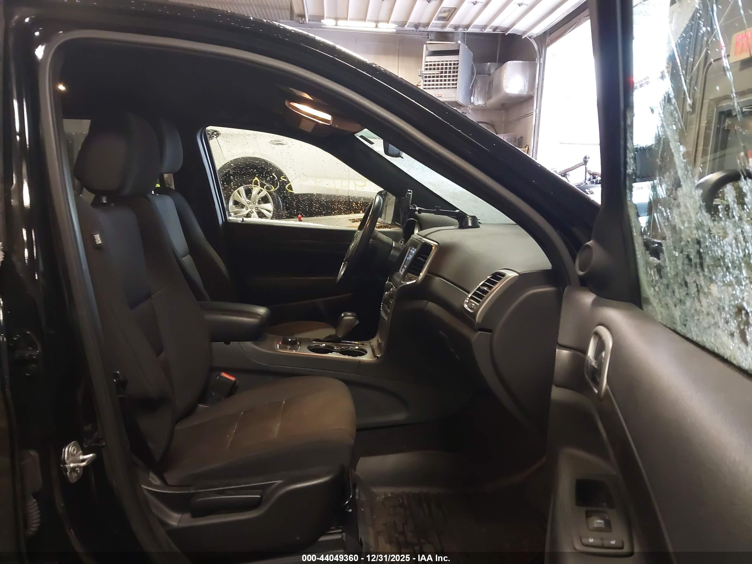 JEEP GRAND image 5