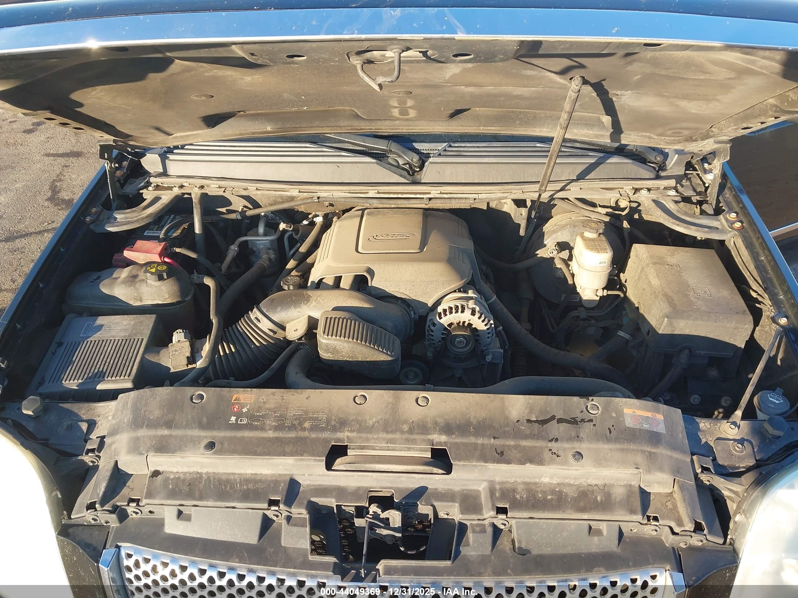 GMC YUKON image 10