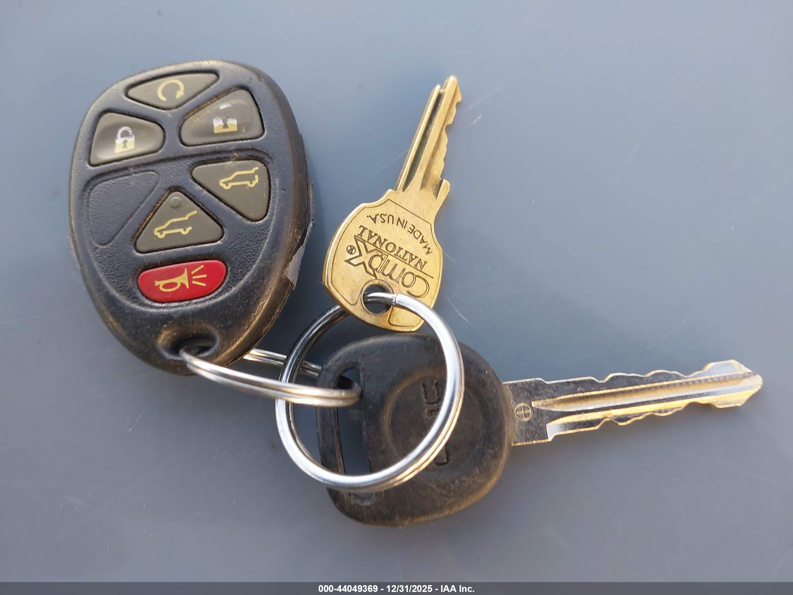 GMC YUKON image 11