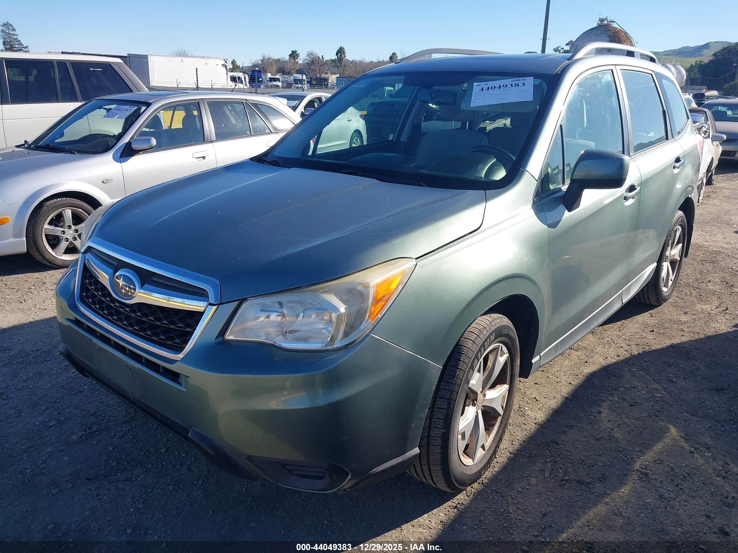 SUBARU FORESTER image 2