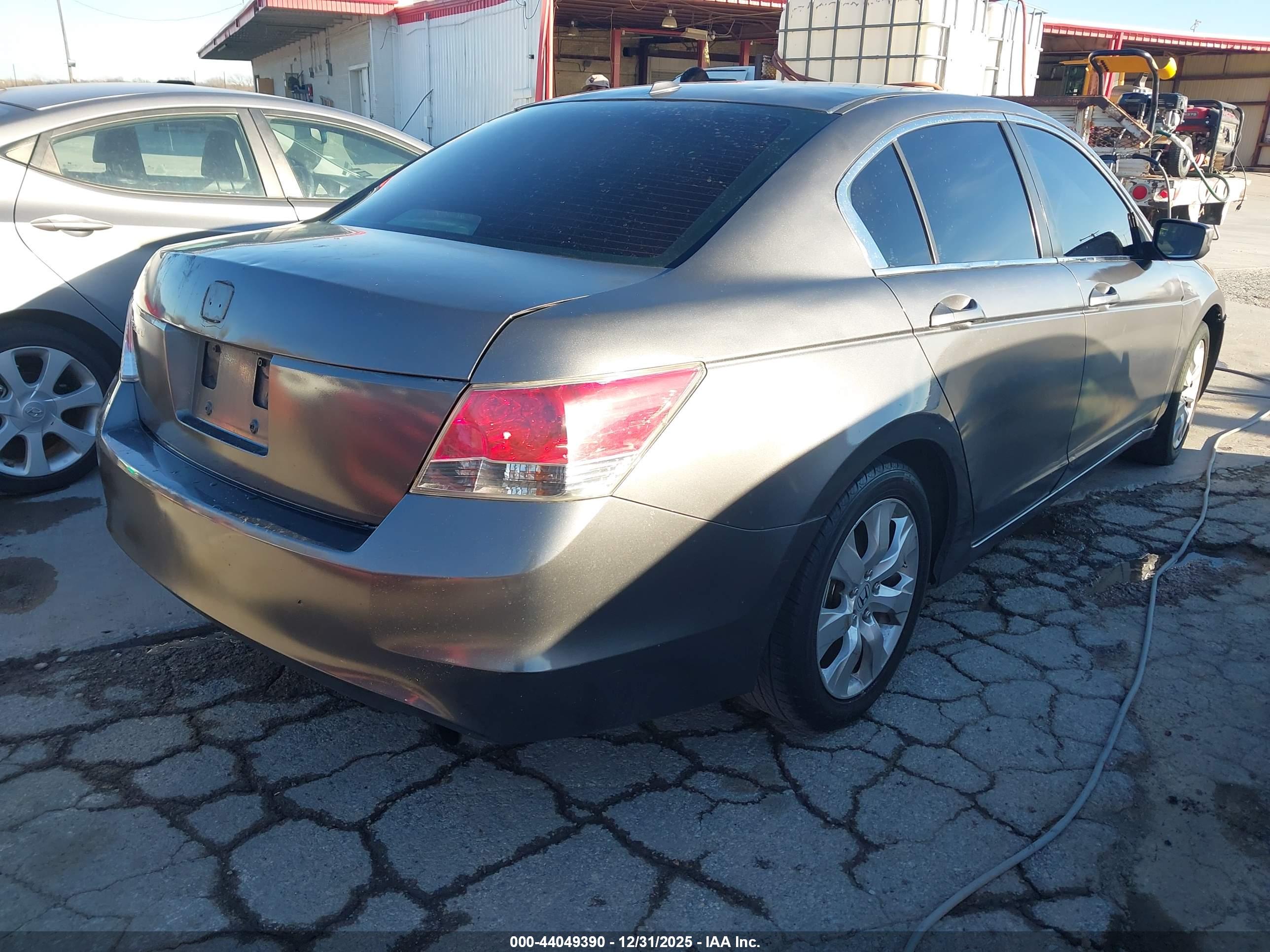 HONDA ACCORD image 4