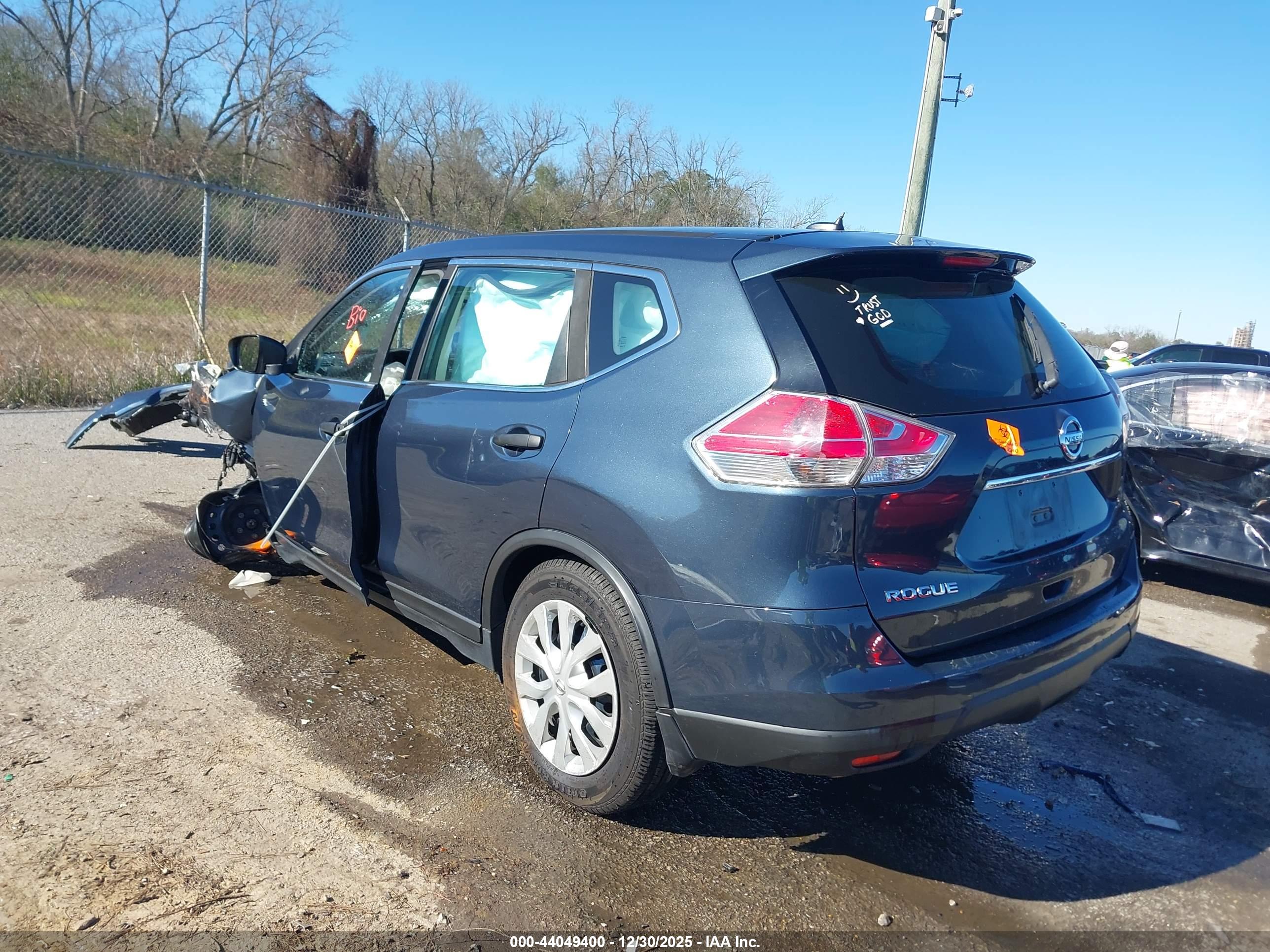 NISSAN ROGUE image 3