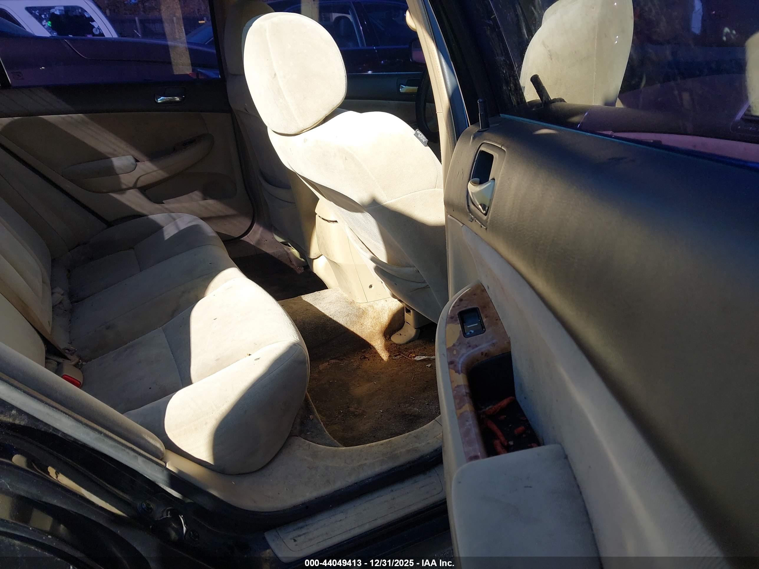 HONDA ACCORD image 8