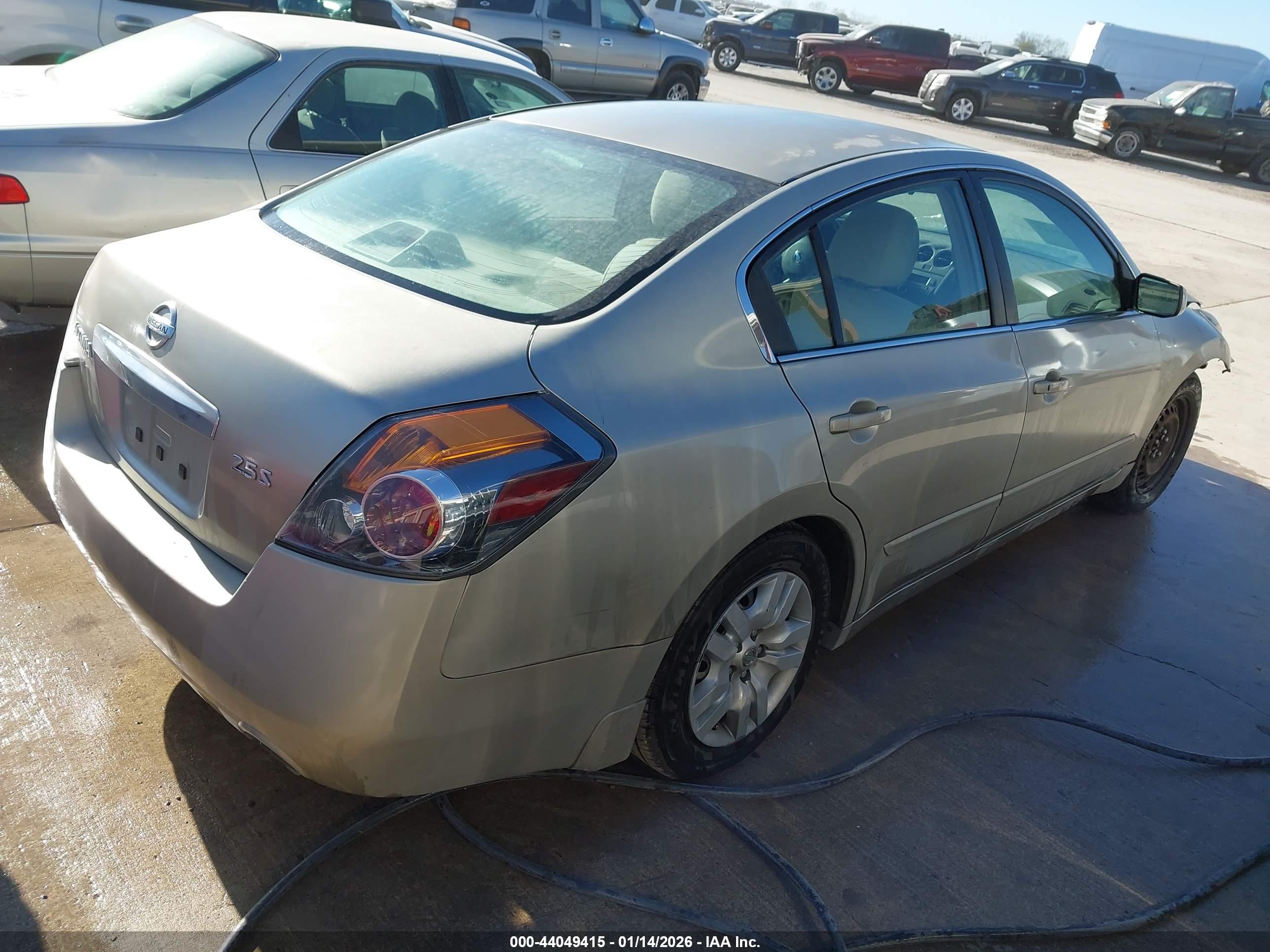 NISSAN ALTIMA image 4