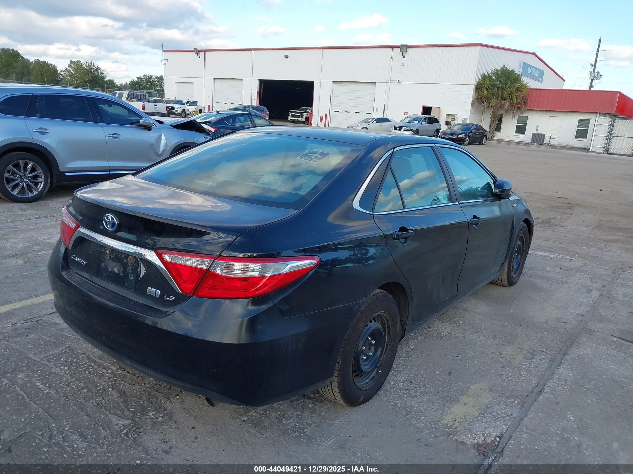 TOYOTA CAMRY image 4