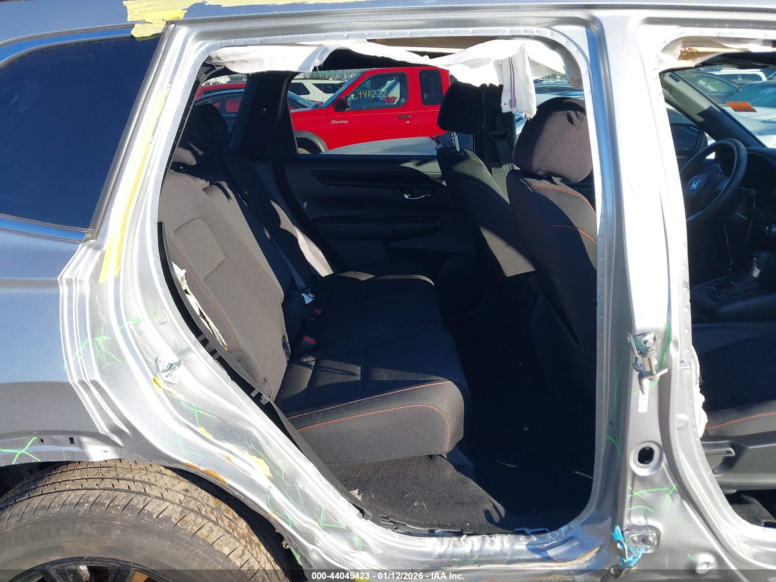 HONDA CR-V image 8