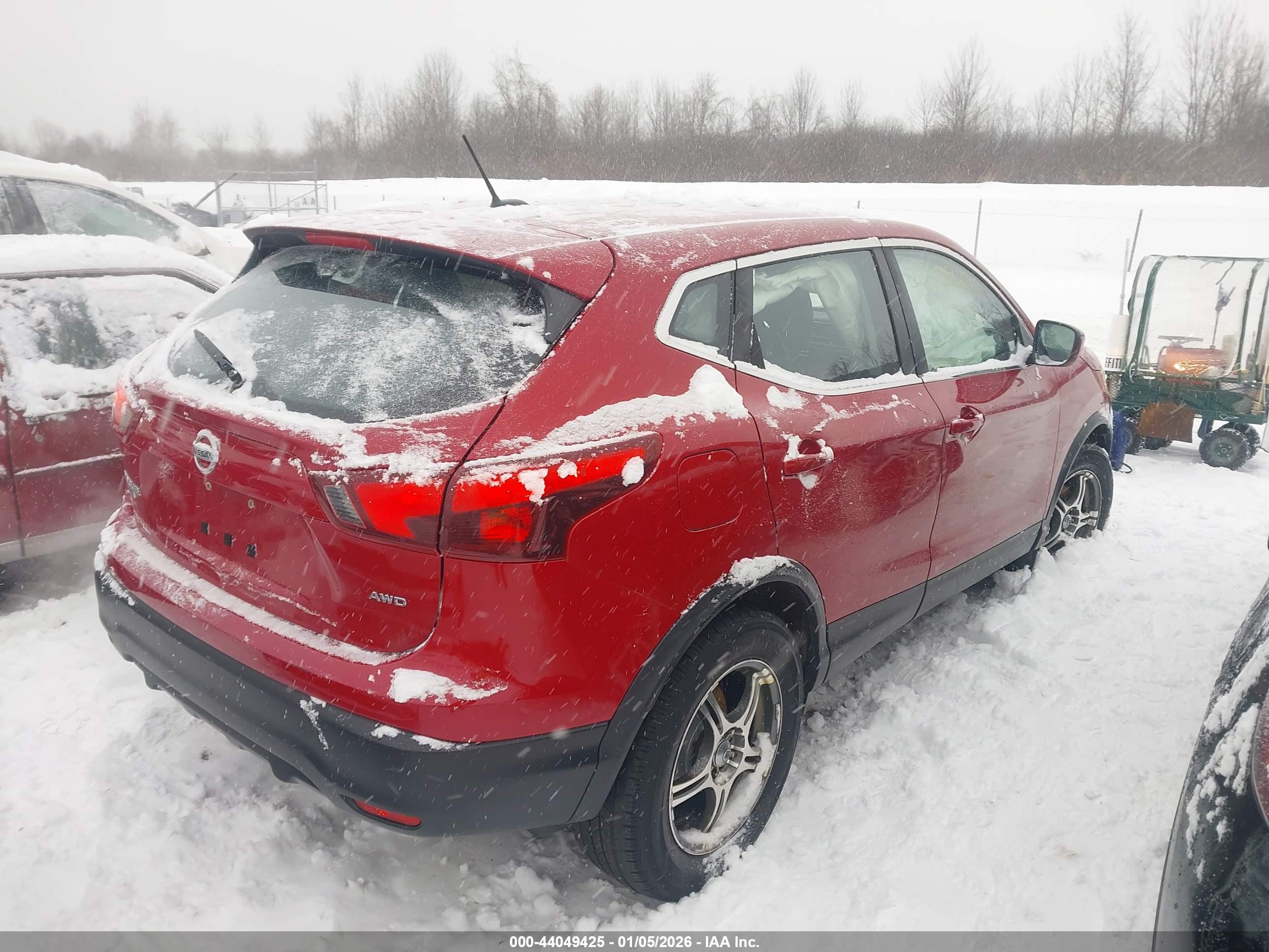 NISSAN ROGUE image 4