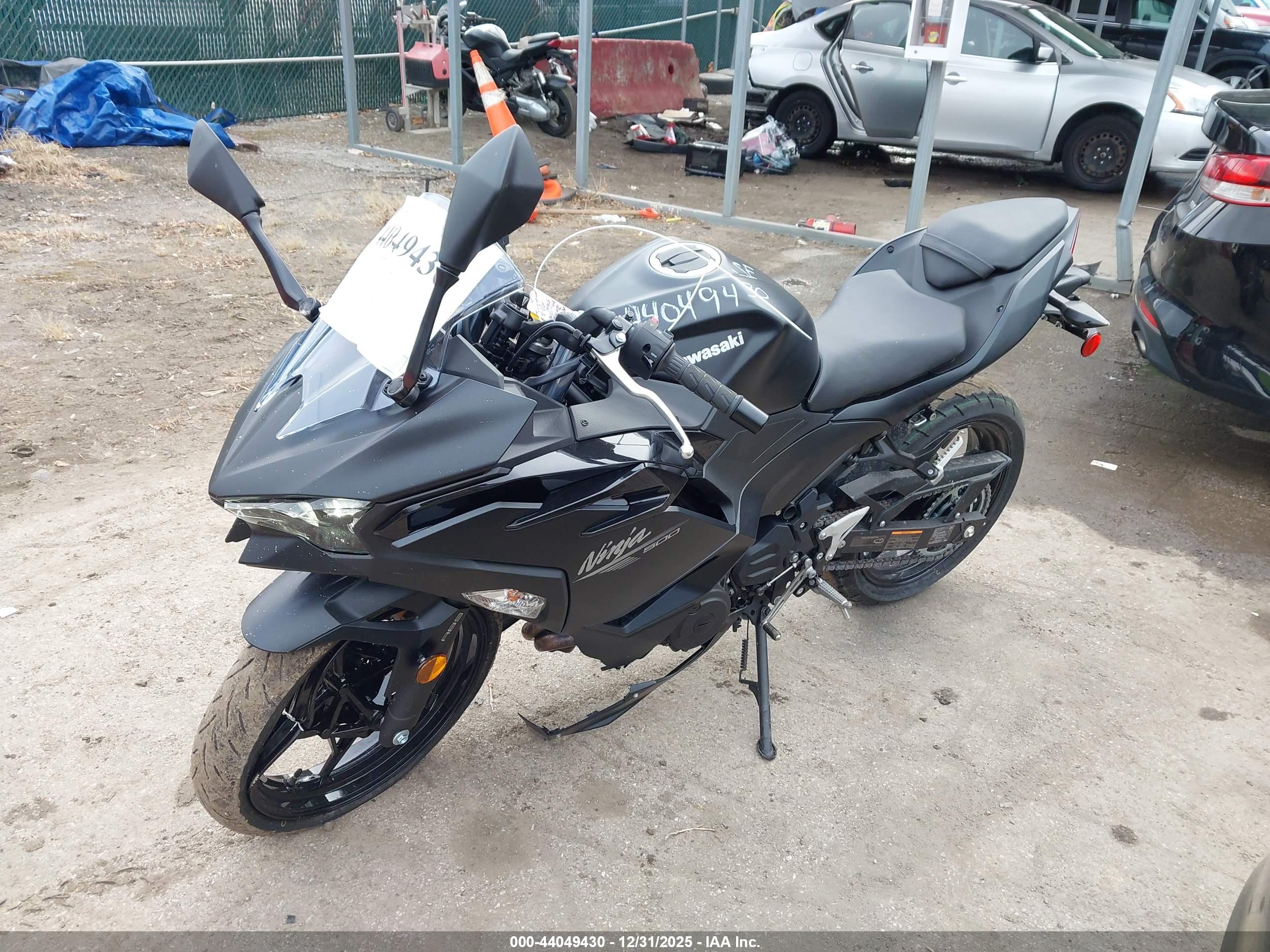 KAWASAKI EX500 image 2