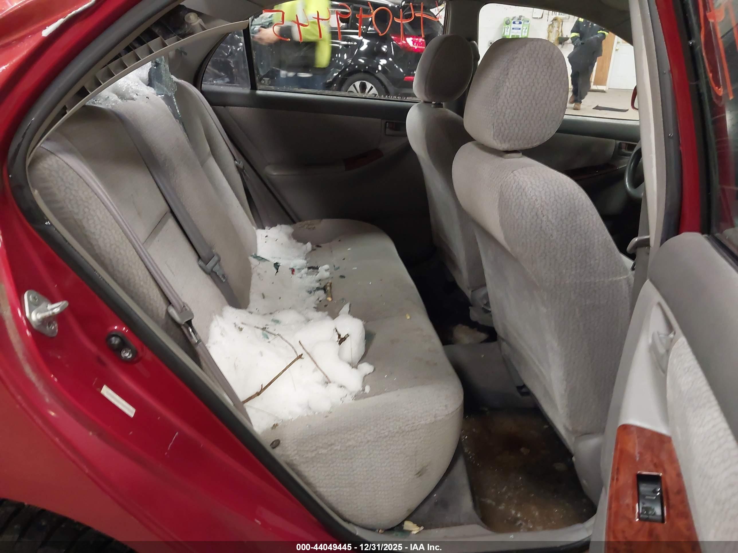 TOYOTA COROLLA image 8