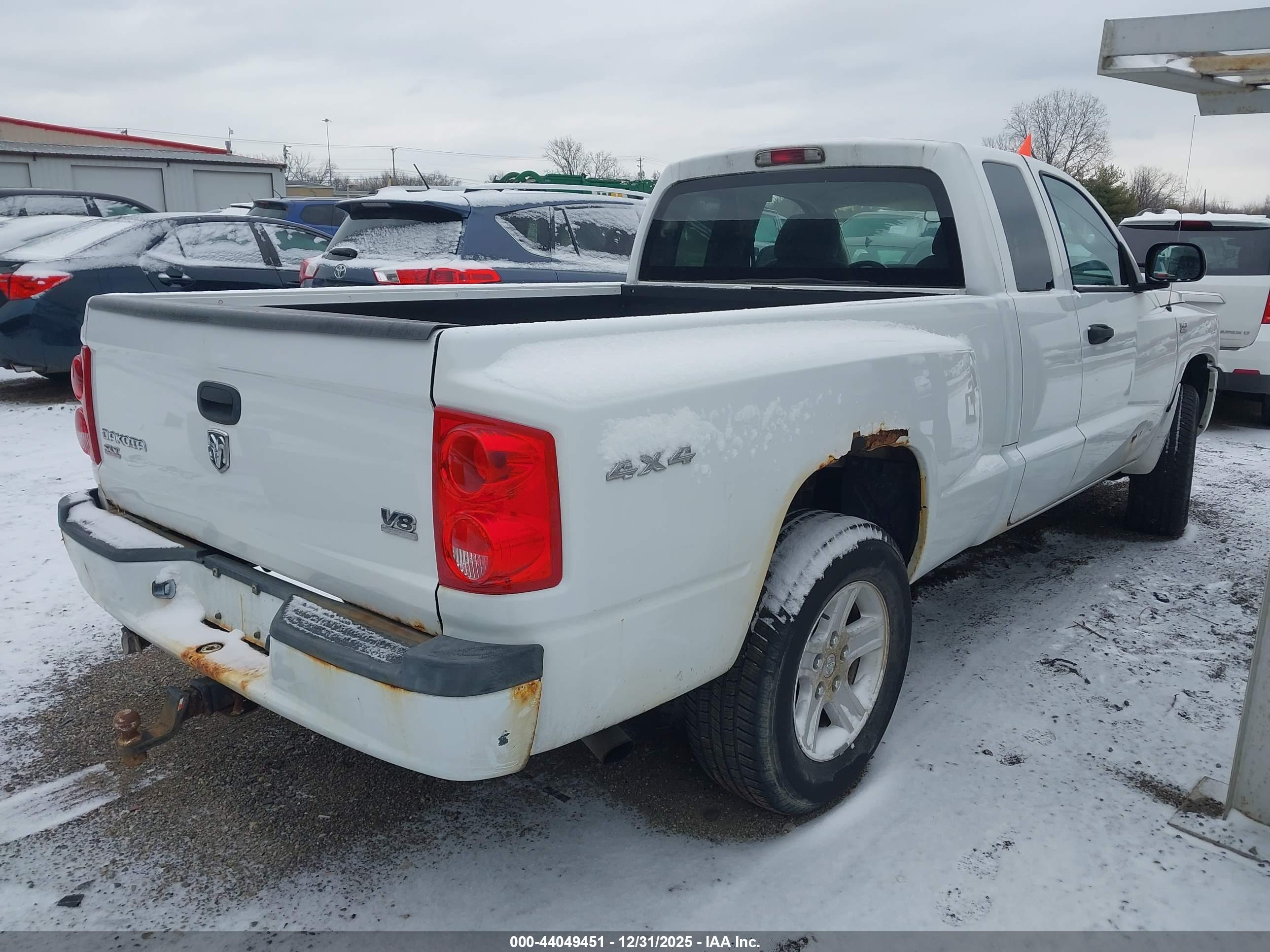 DODGE DAKOTA image 4