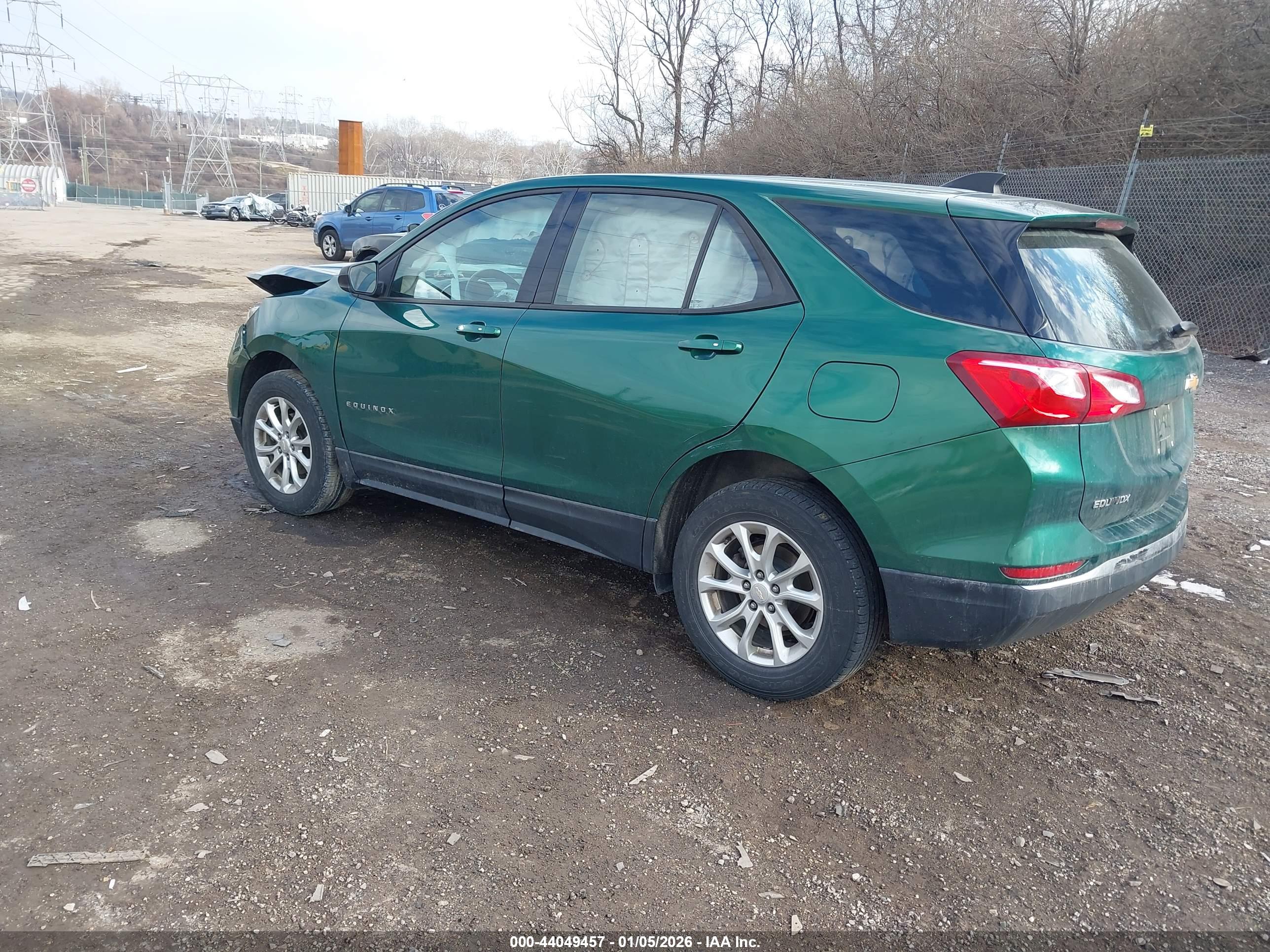CHEVROLET EQUINOX image 3