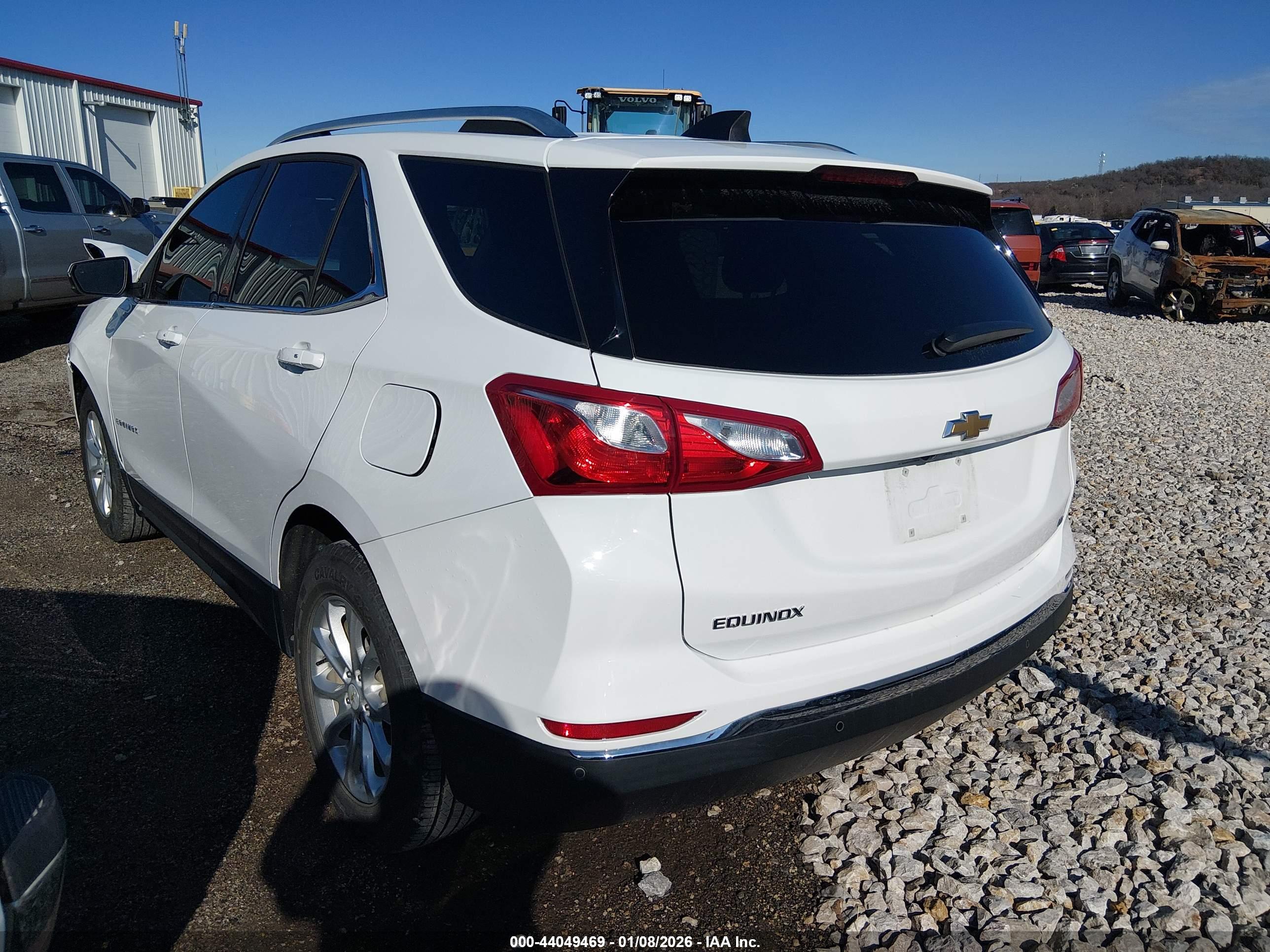 CHEVROLET EQUINOX image 3
