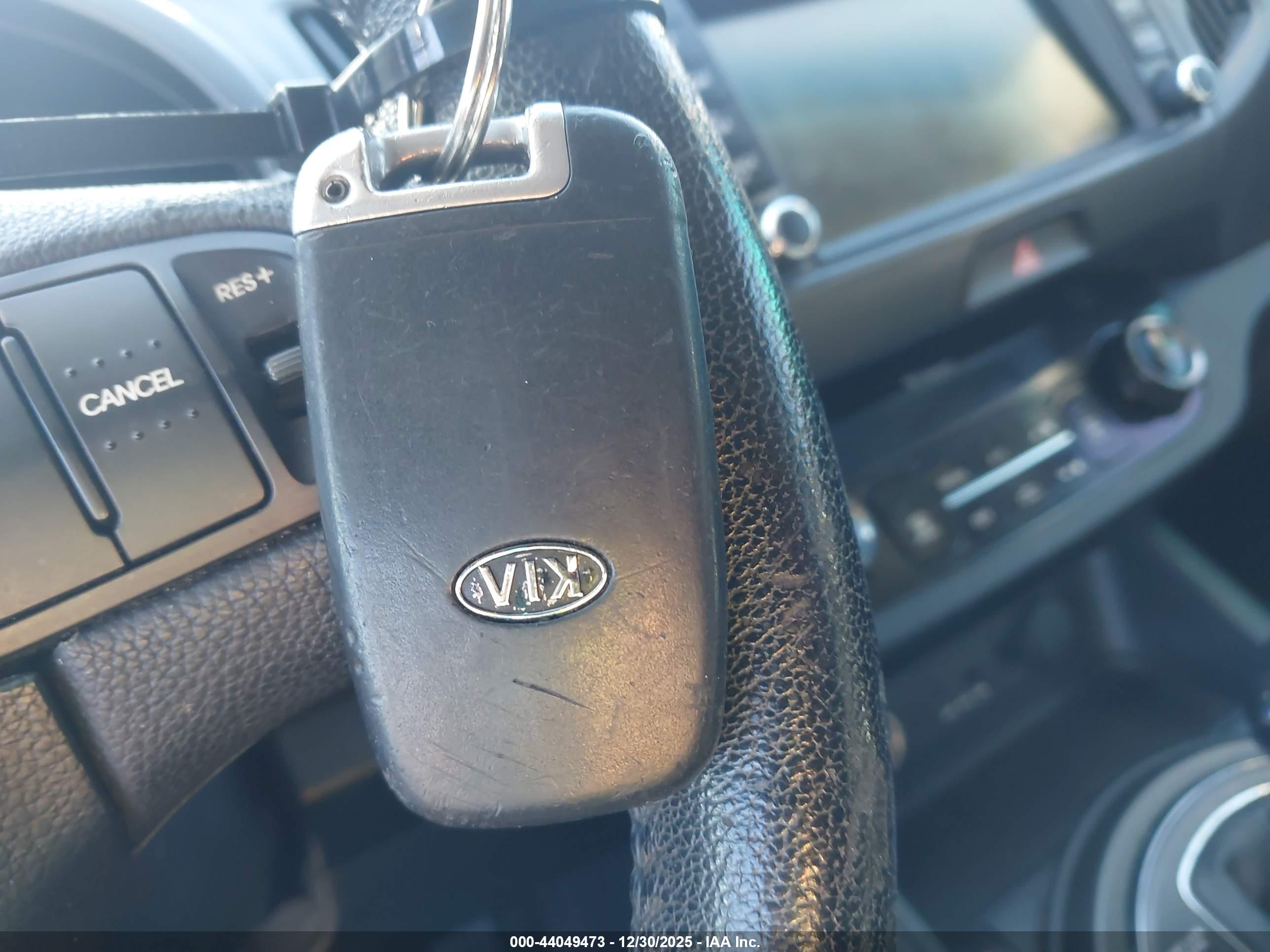 KIA SPORTAGE image 11