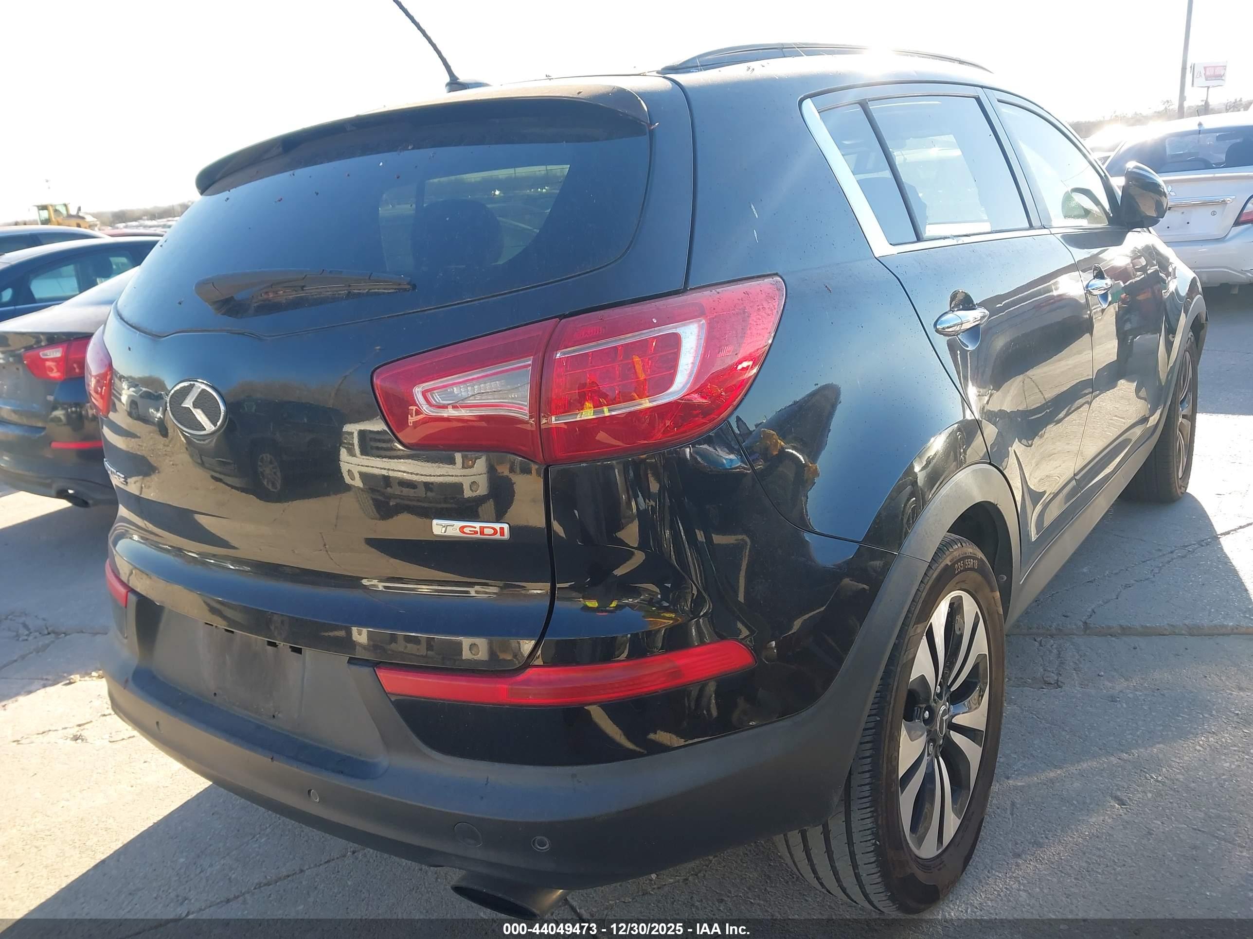 KIA SPORTAGE image 4