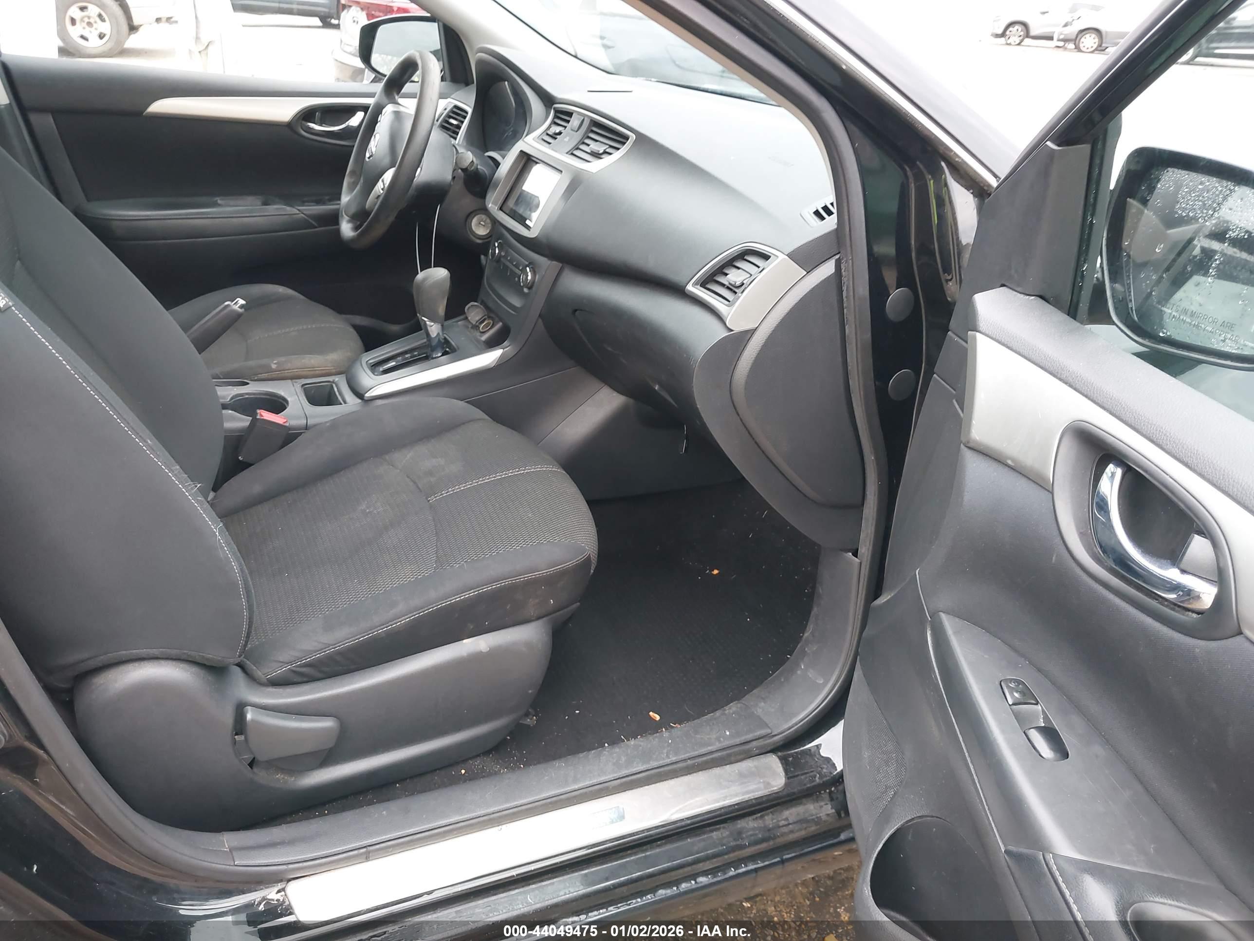 NISSAN SENTRA image 5