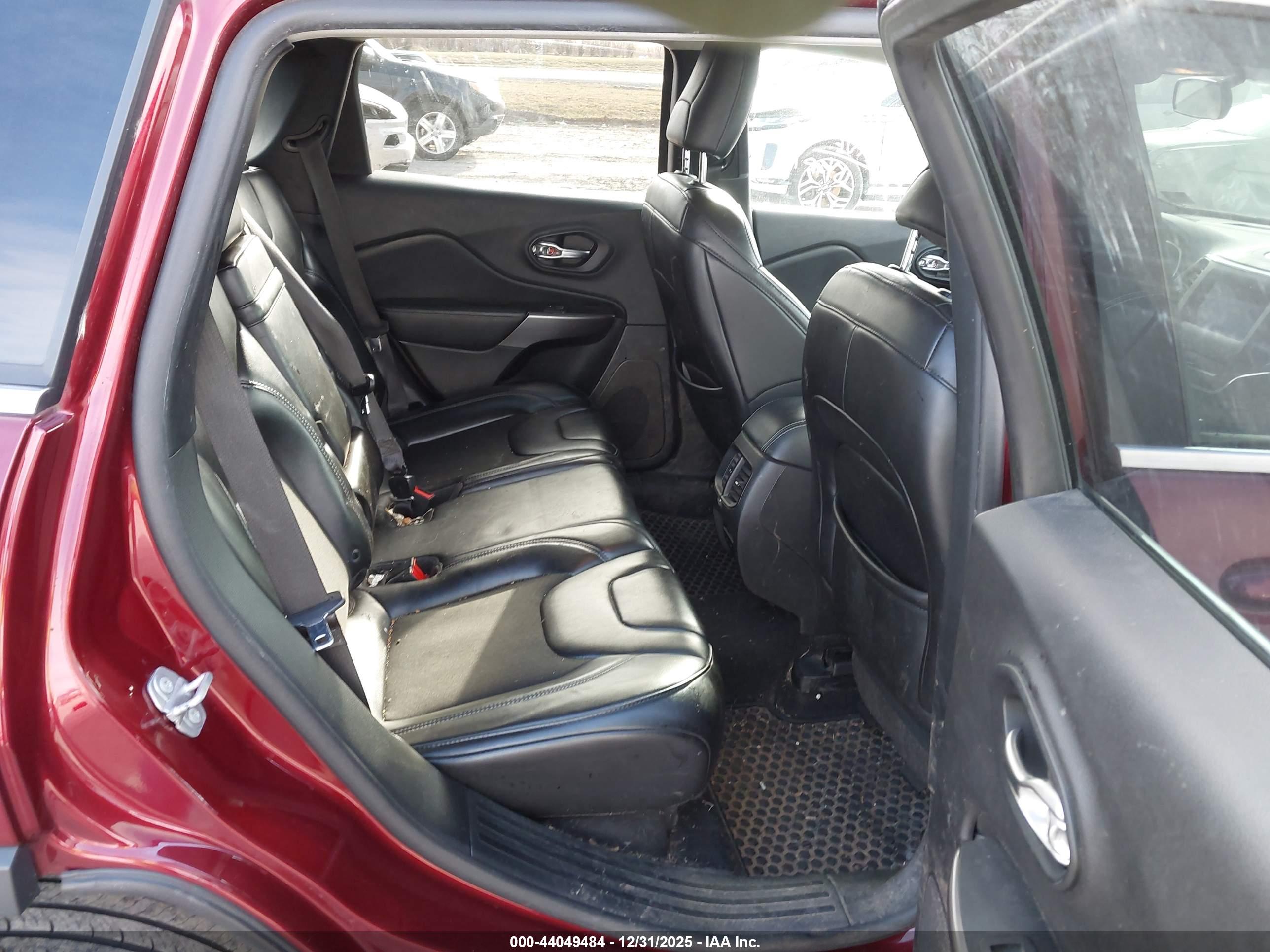 JEEP CHEROKEE image 8