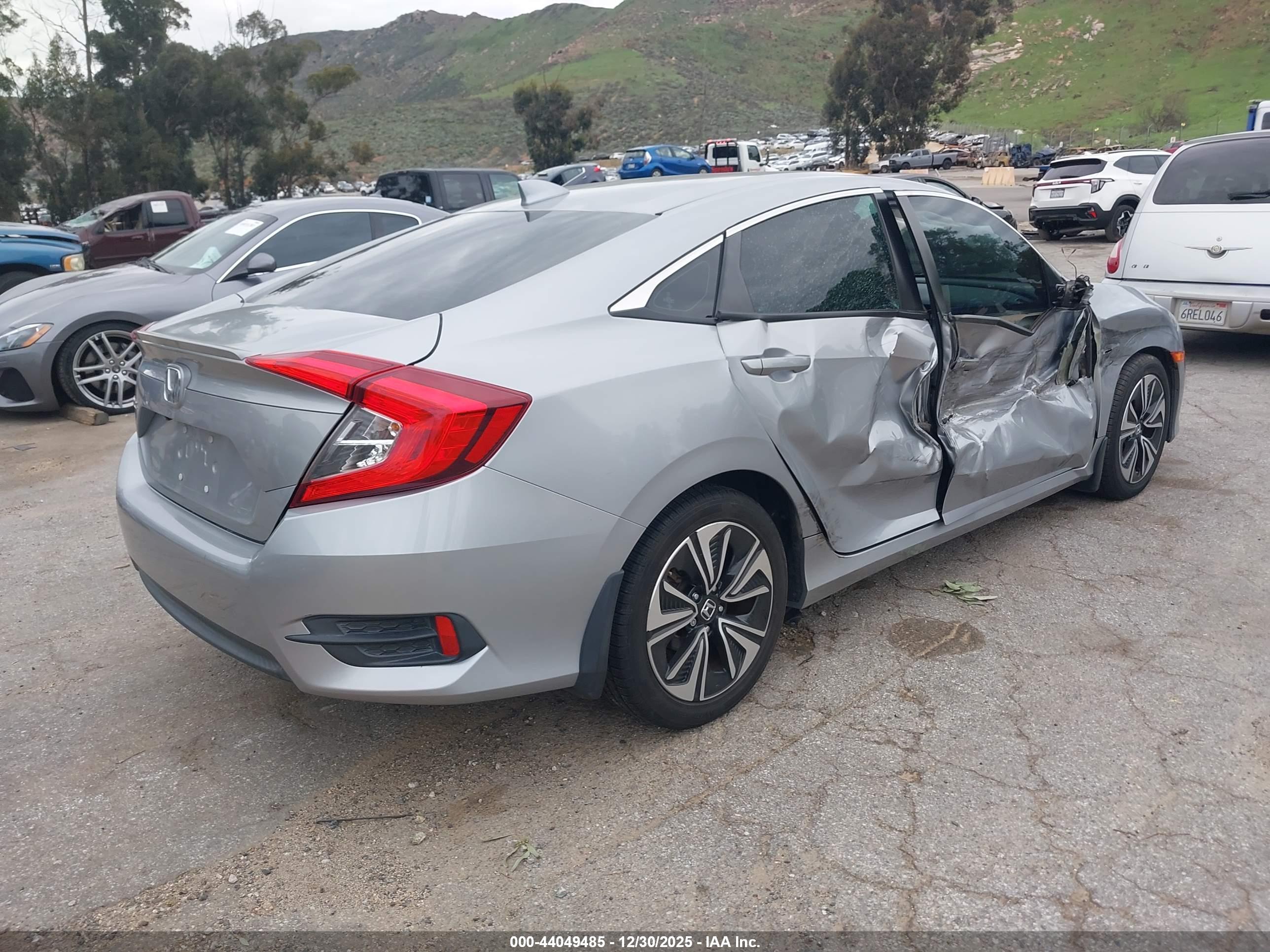 HONDA CIVIC image 4